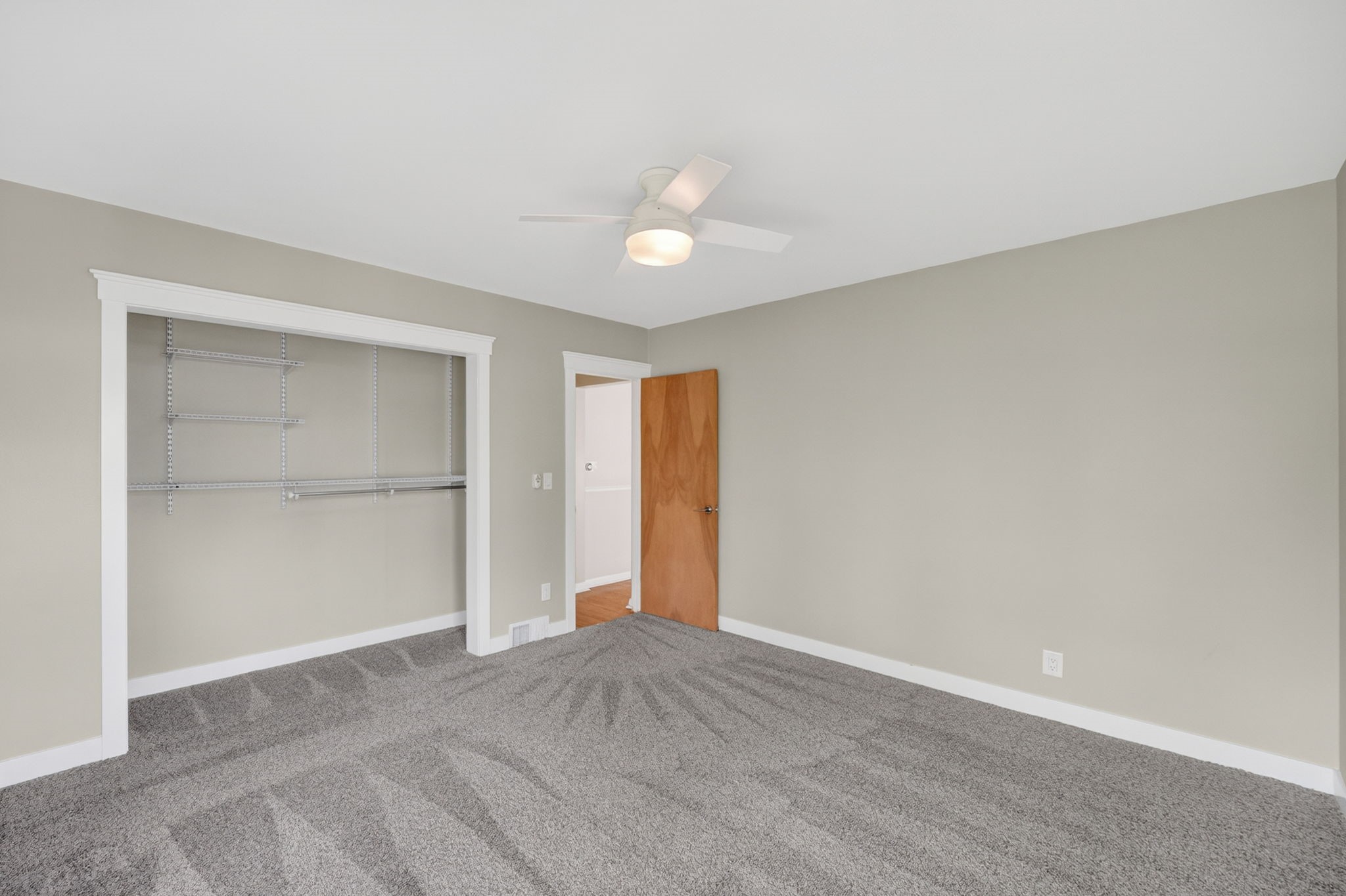 6533 Sunset Terrace Property Photo 12