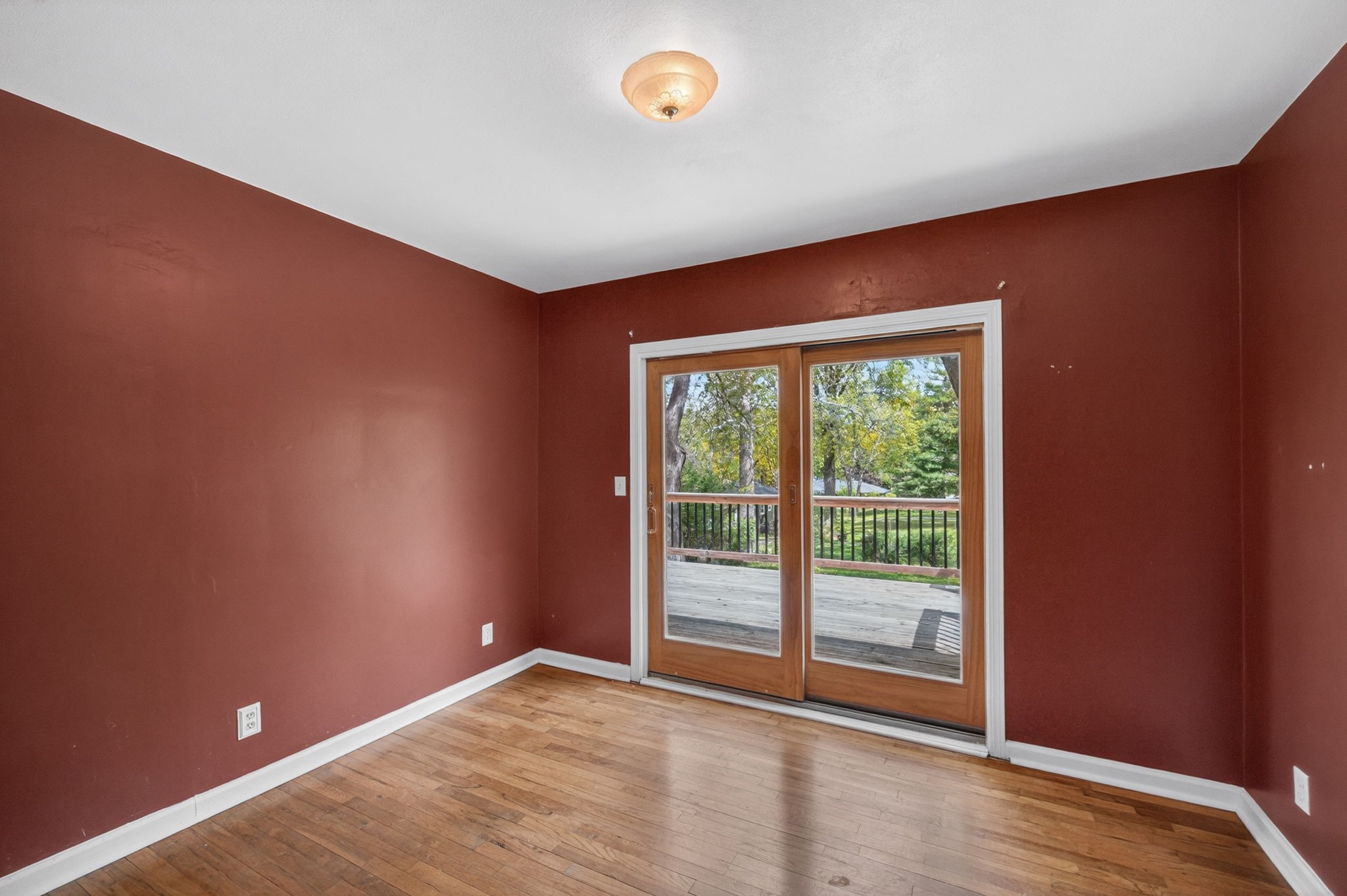 6533 Sunset Terrace Property Photo 17