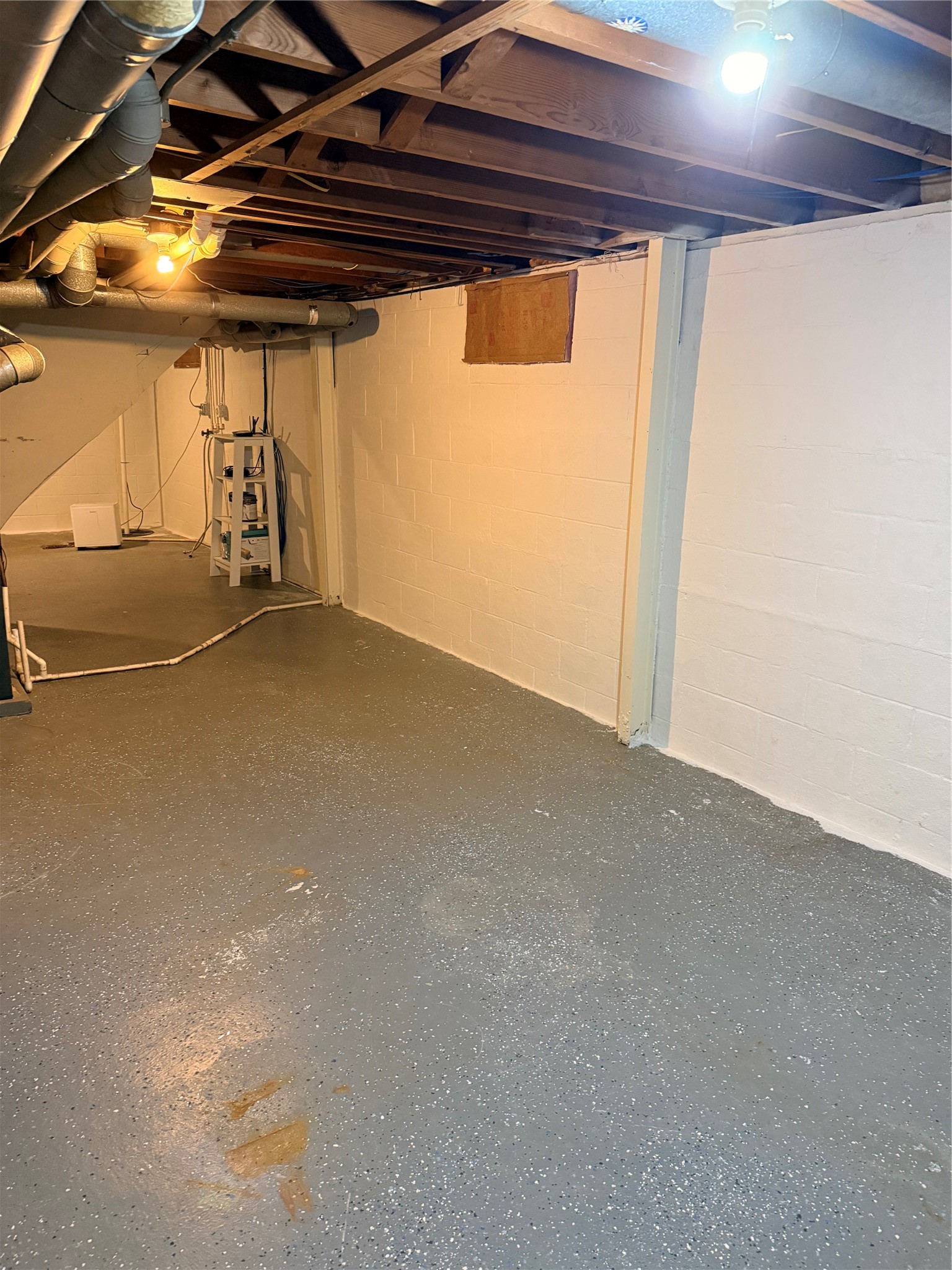 610 Creston Avenue Property Photo 15