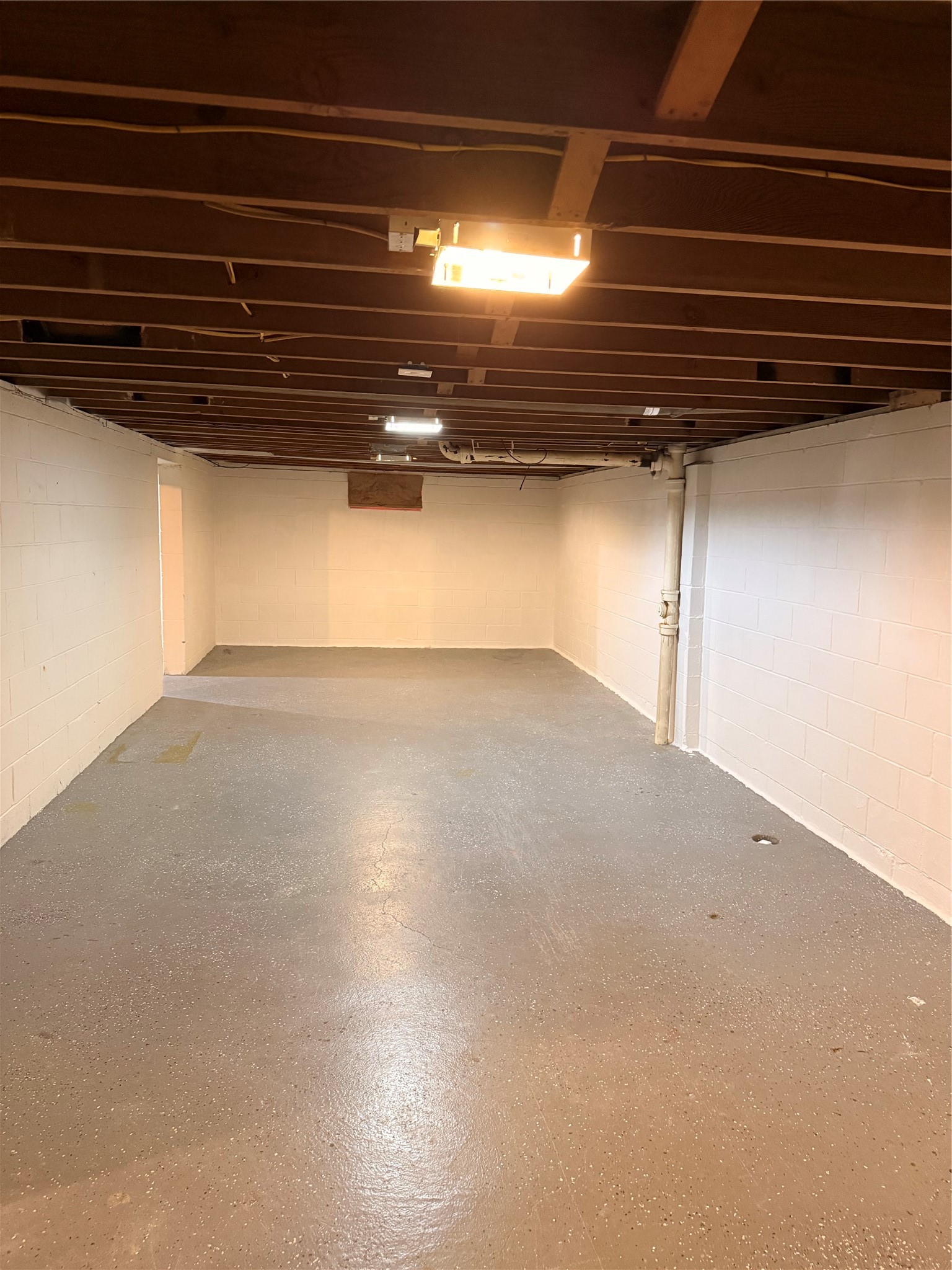 610 Creston Avenue Property Photo 17