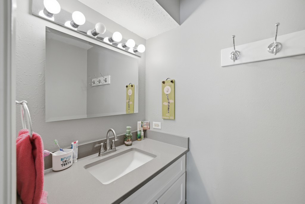 6760 Panorama Drive Property Photo 21