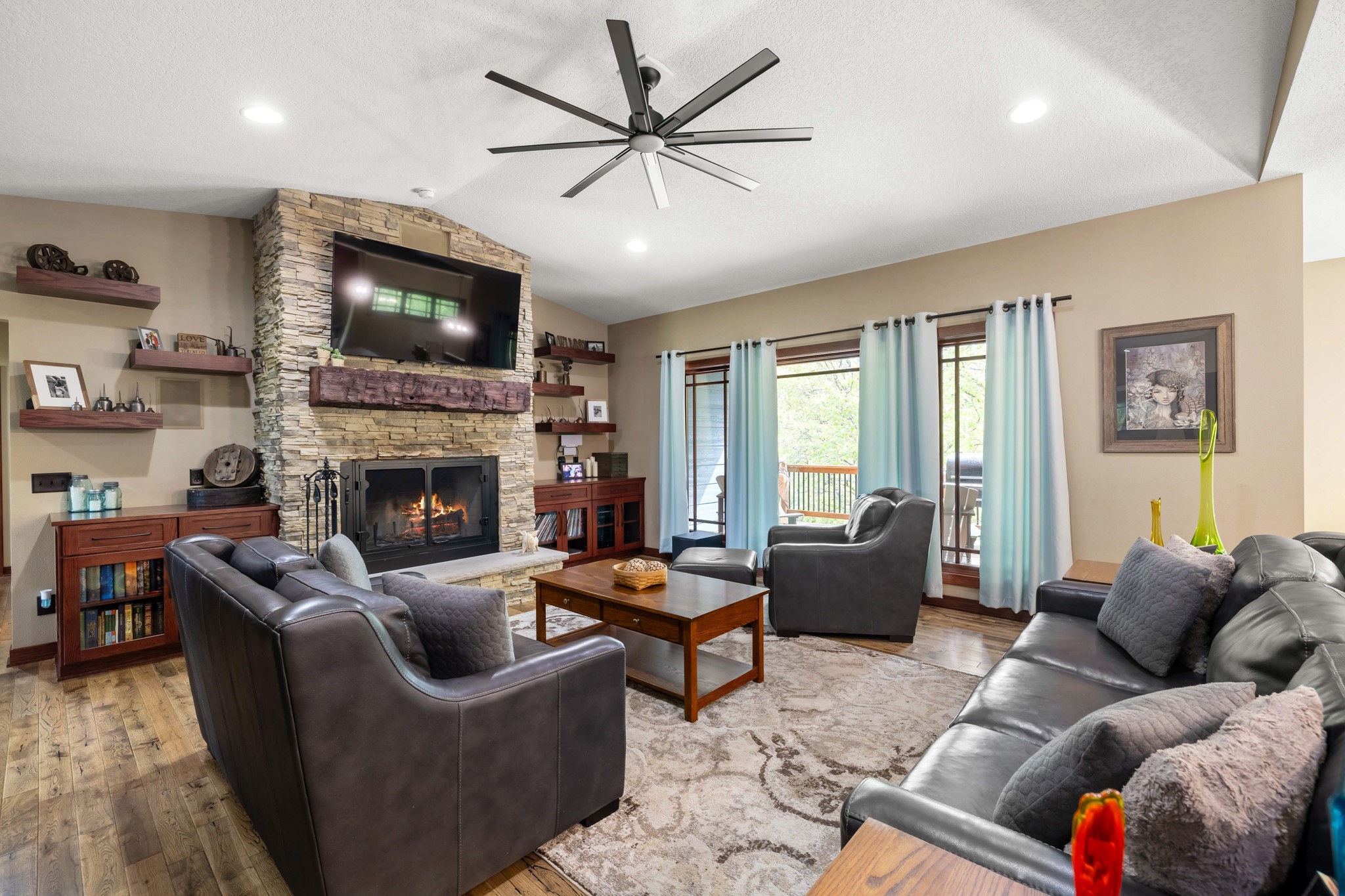 2939 Peru Road Property Photo 4