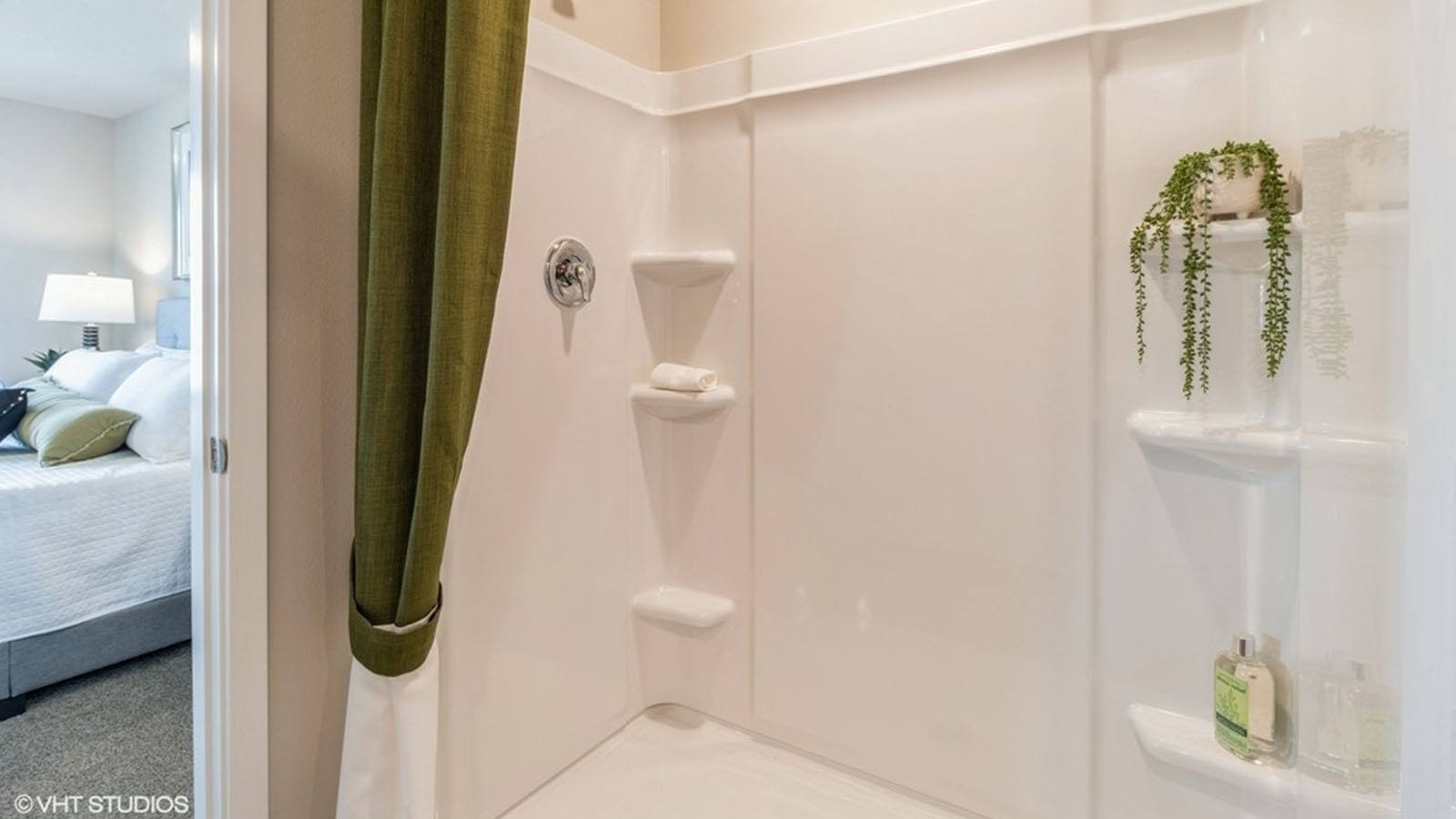 14208 Ironwood Drive Property Photo 12