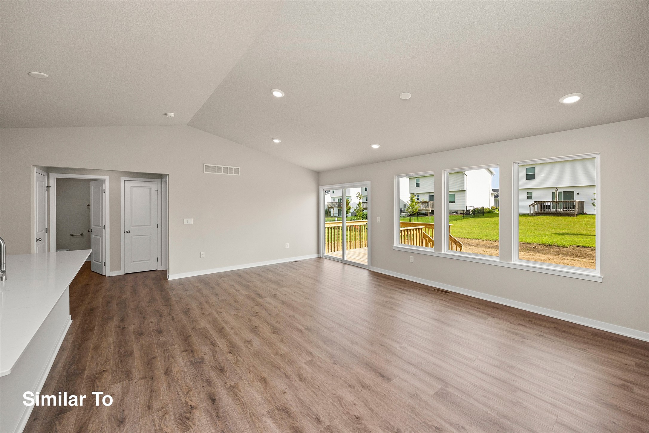 1642 22nd Avenue Se Property Photo 7
