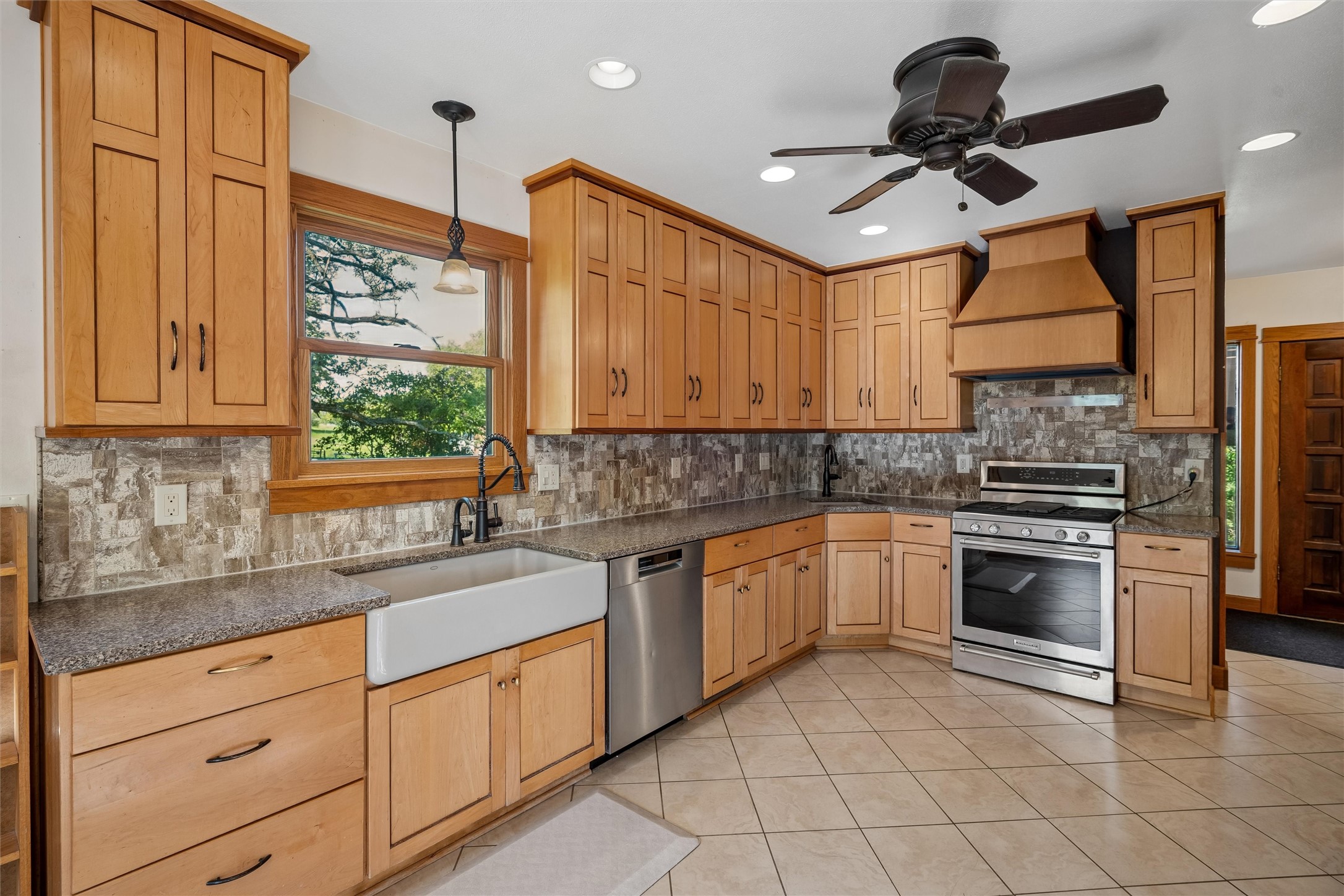34510 Irving Court Property Photo 13