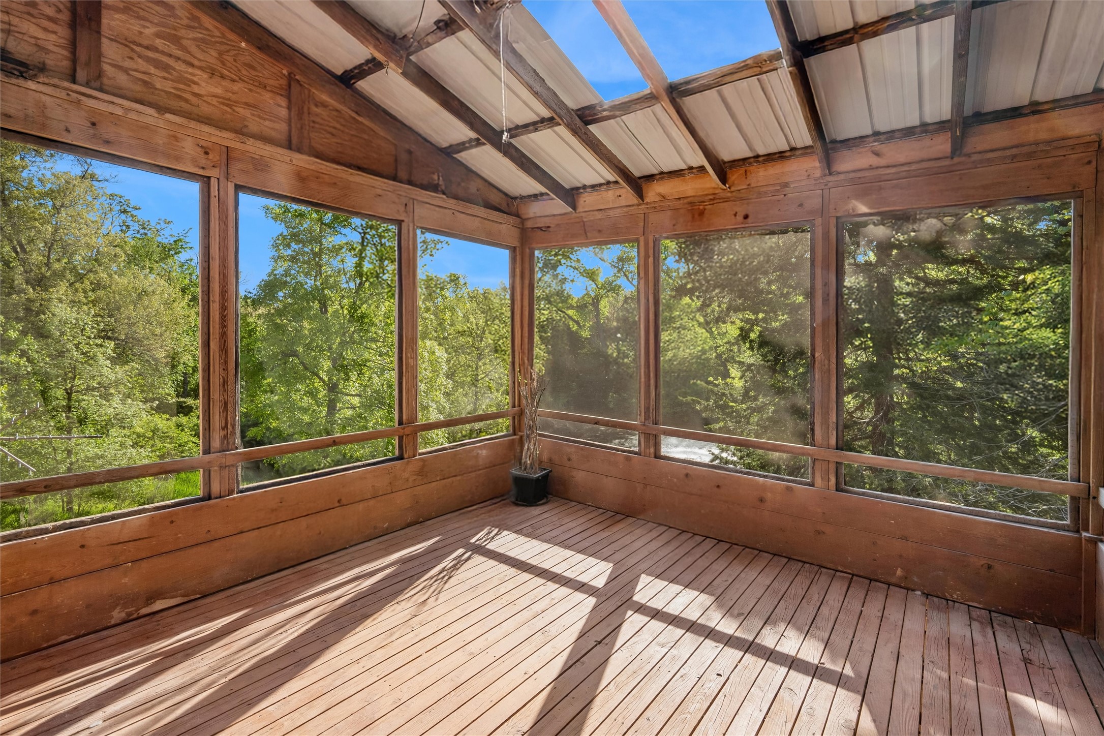 34510 Irving Court Property Photo 18
