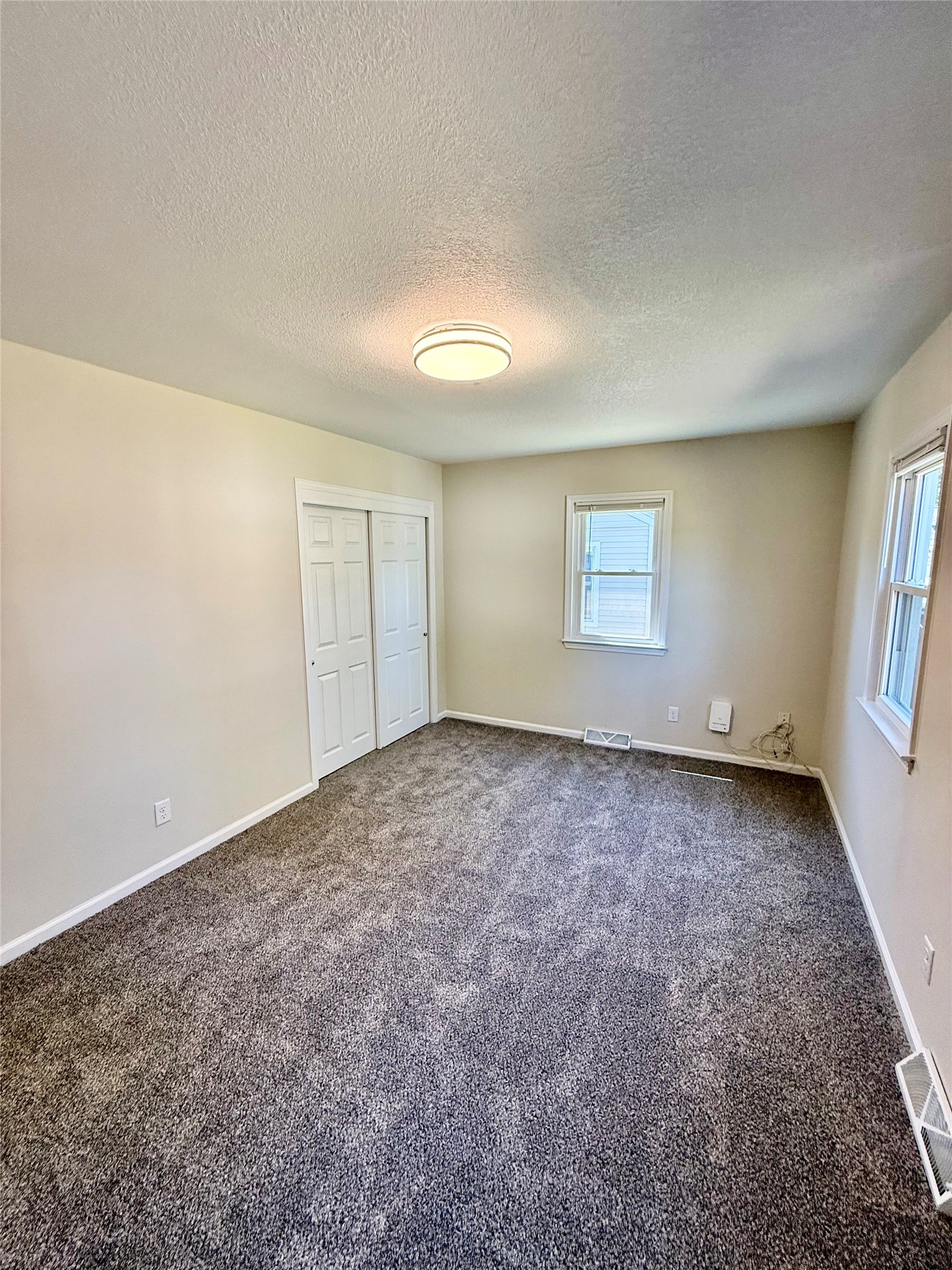 1820 E 25th Street Property Photo 10