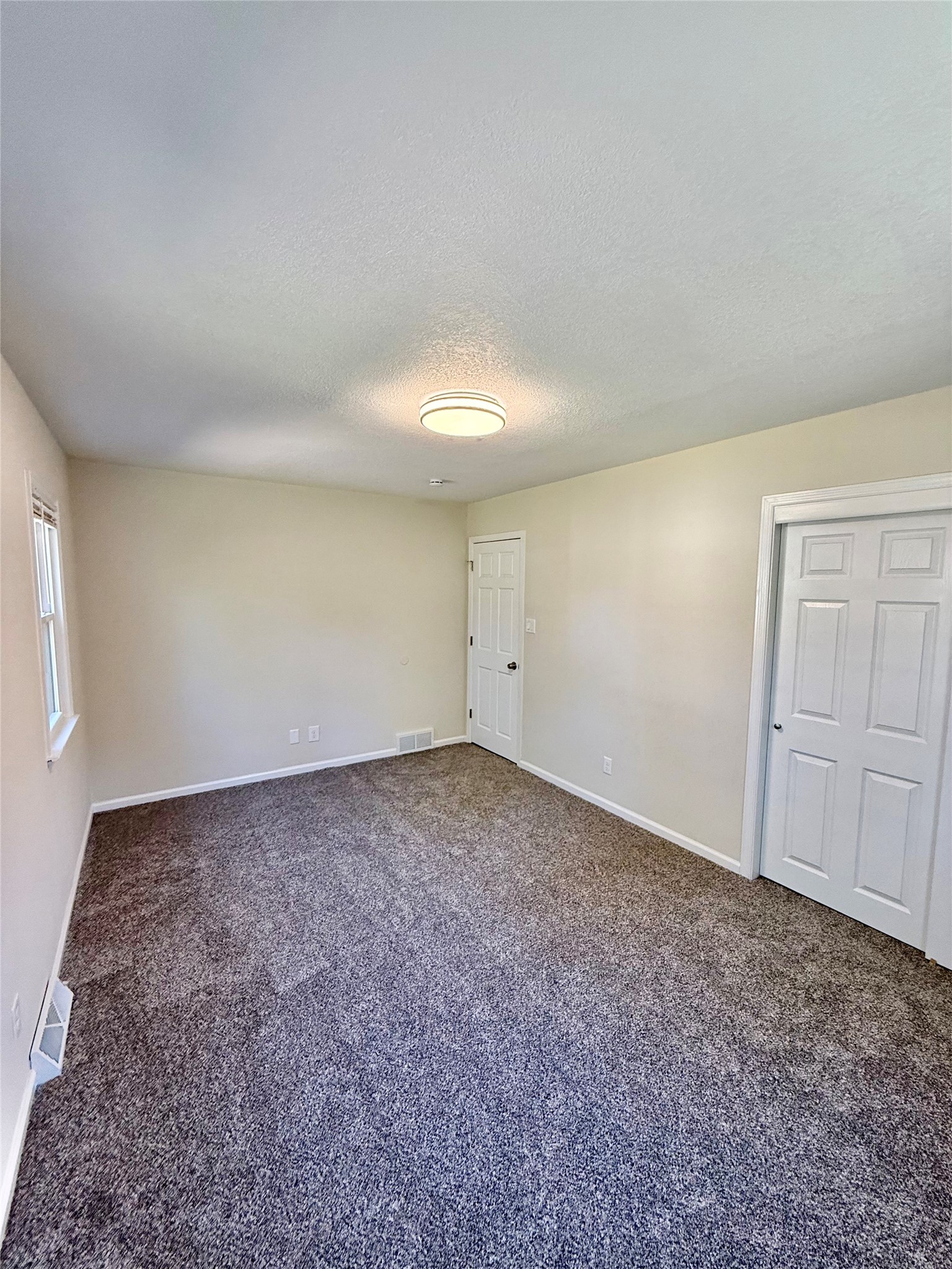 1820 E 25th Street Property Photo 11