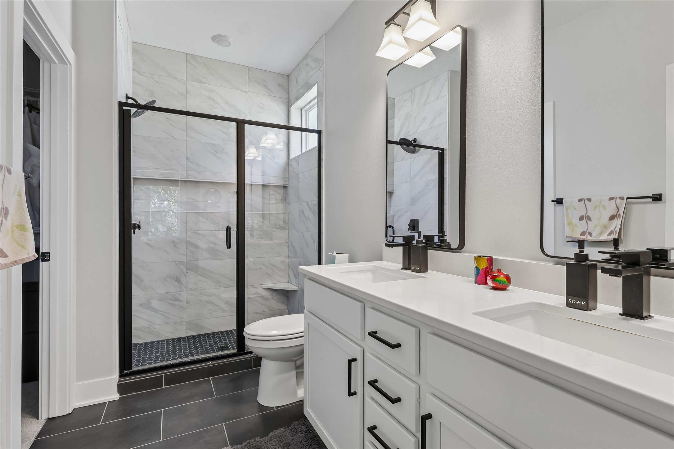 907 Roosevelt Street Property Photo 19