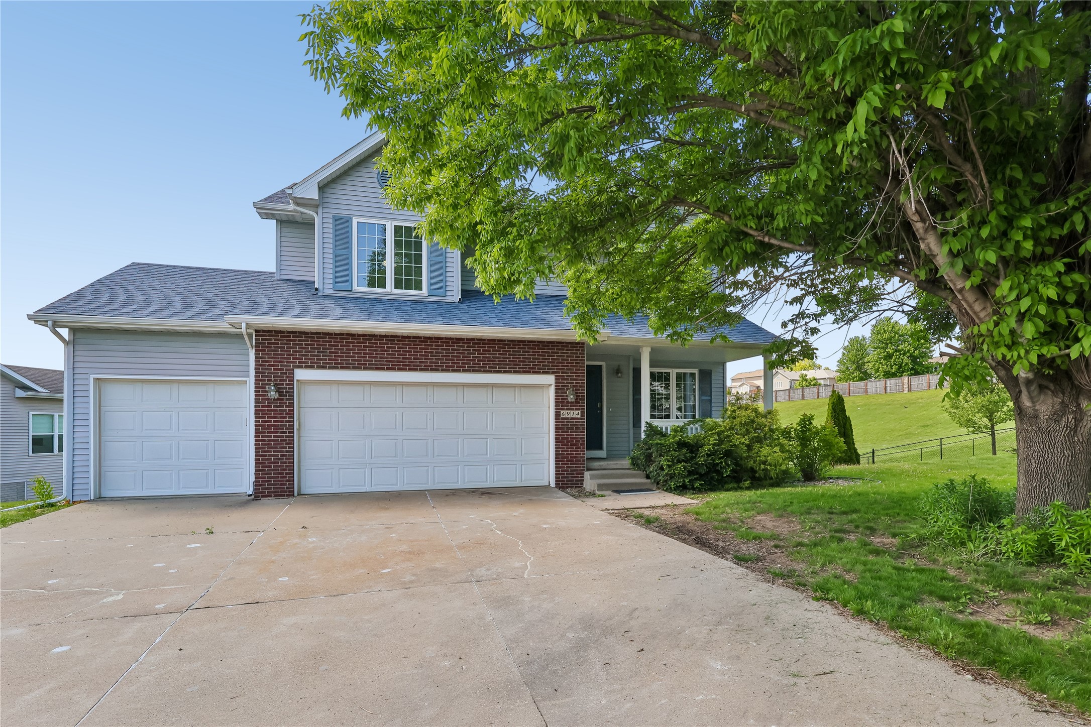6914 Aubrey Court Property Photo 1