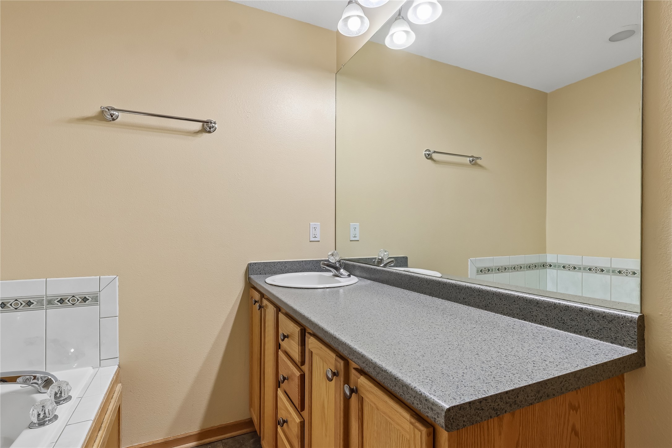 6914 Aubrey Court Property Photo 25