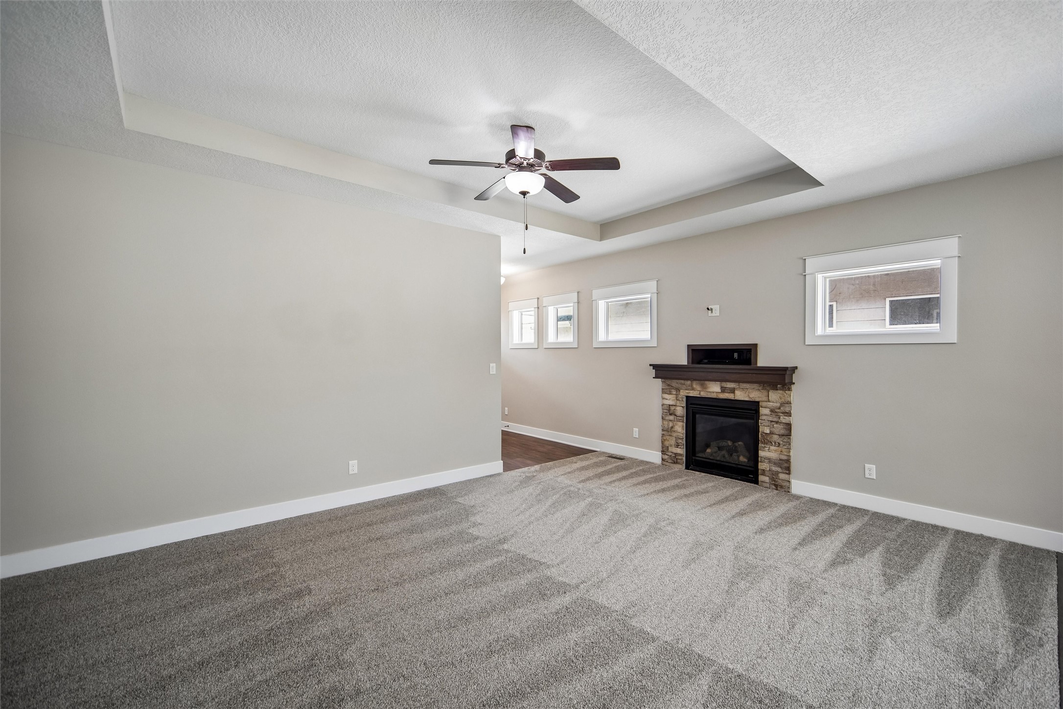 14406 Holcomb Avenue Property Photo 5