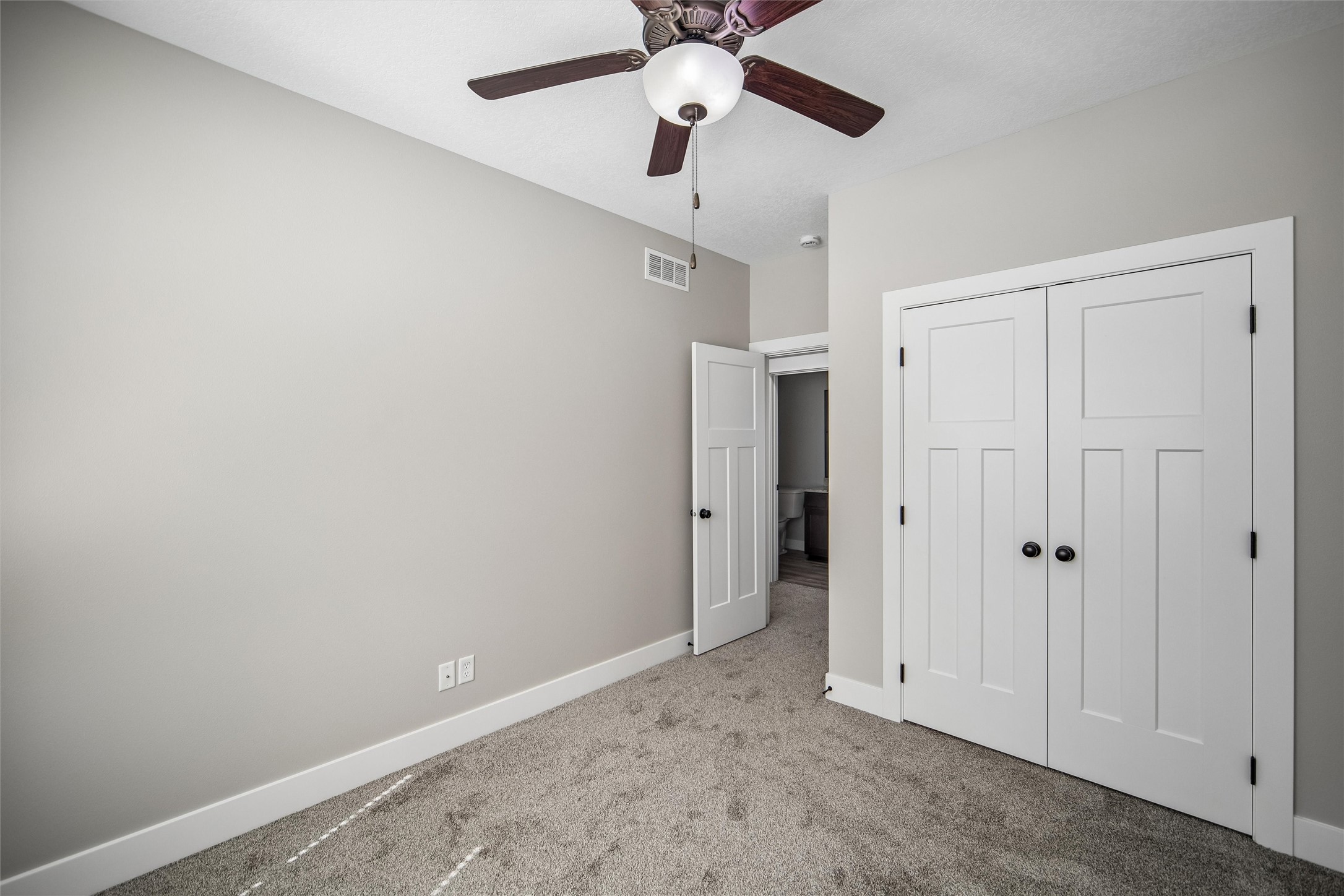14406 Holcomb Avenue Property Photo 16