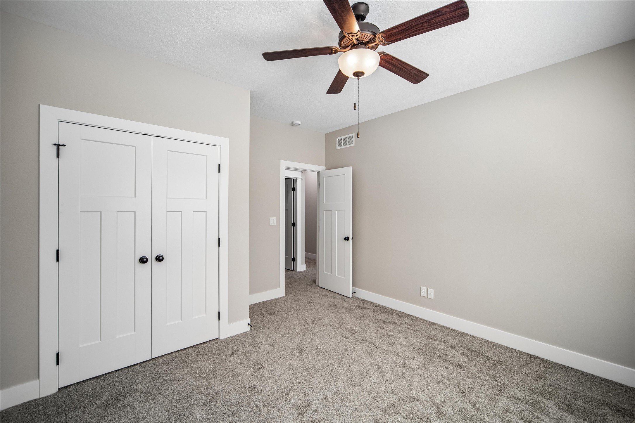 14406 Holcomb Avenue Property Photo 18