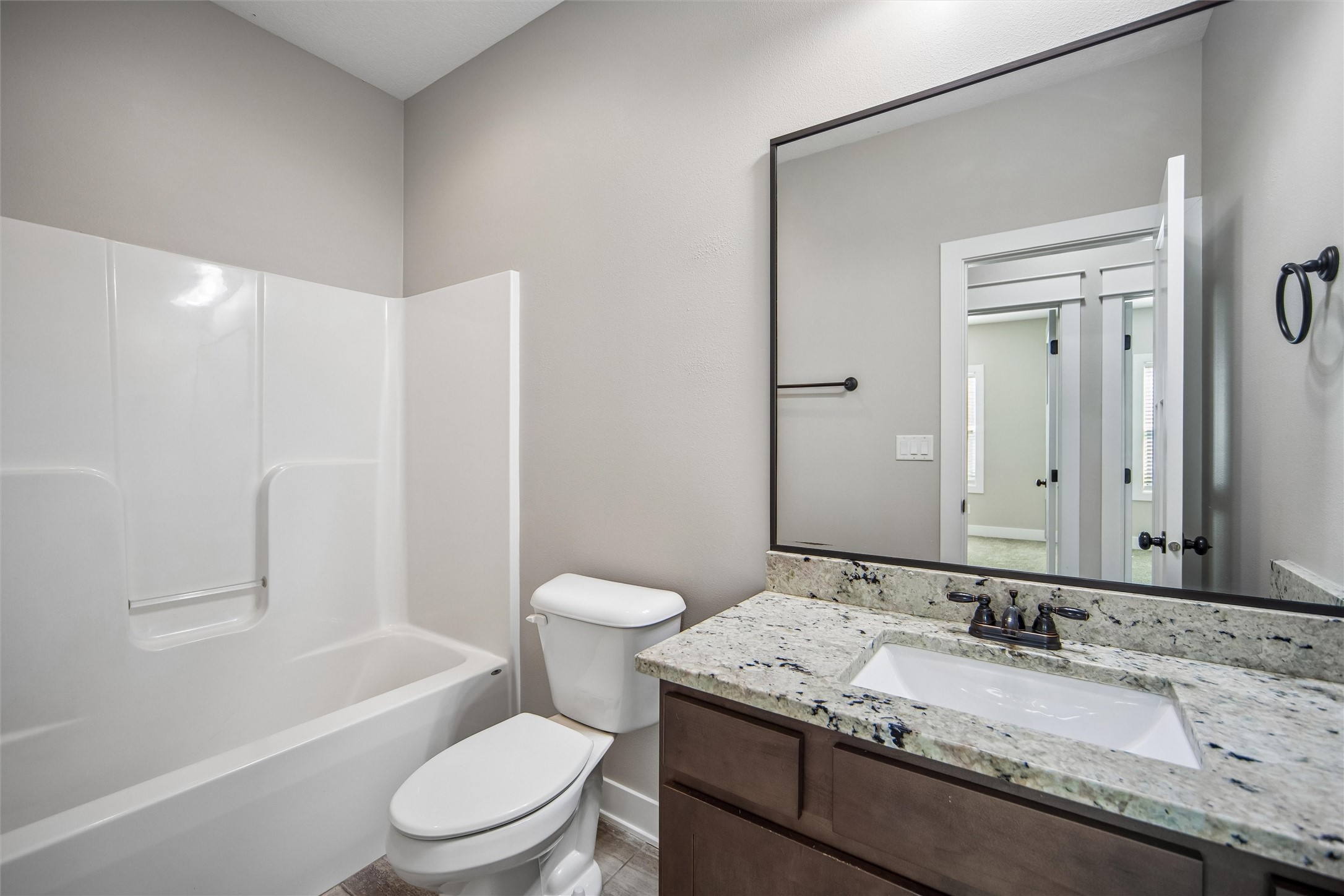 14406 Holcomb Avenue Property Photo 19