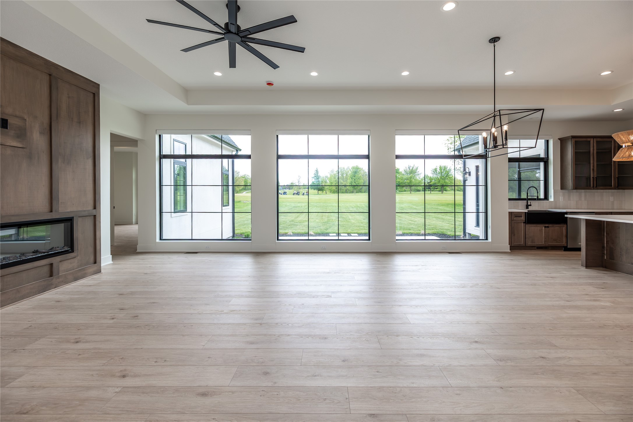 108 Iron Drive Property Photo 6