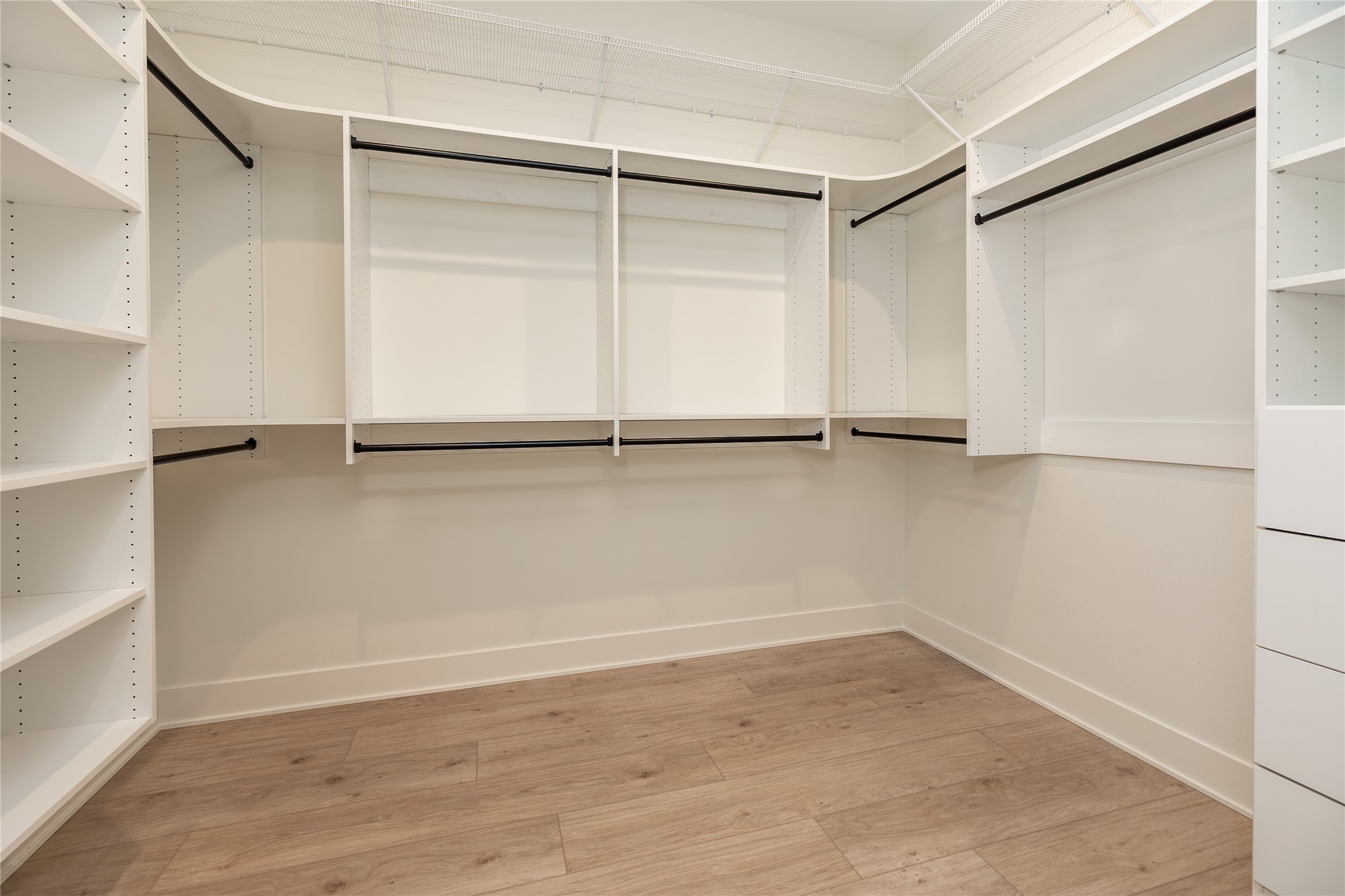 108 Iron Drive Property Photo 19