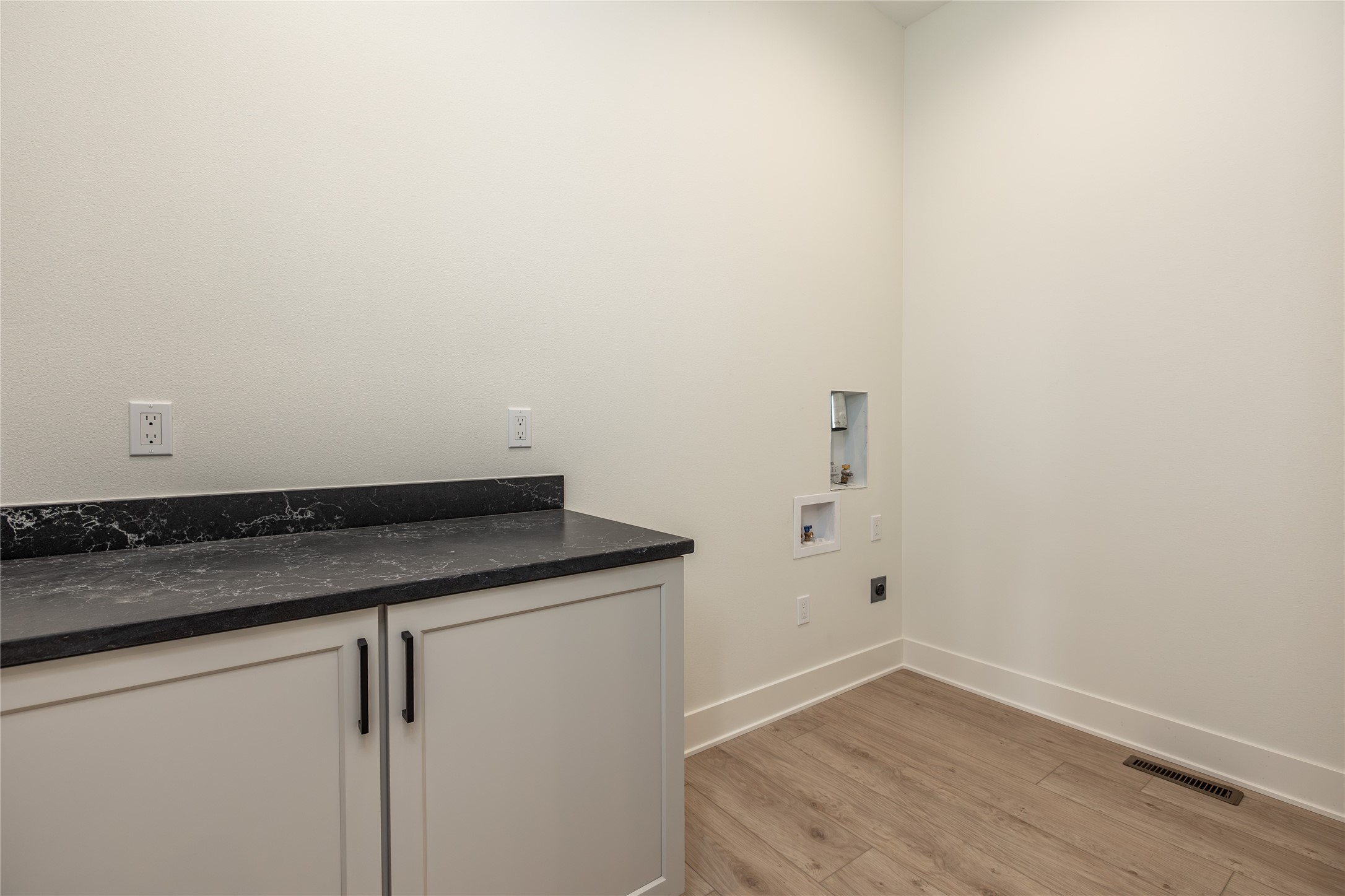 108 Iron Drive Property Photo 20