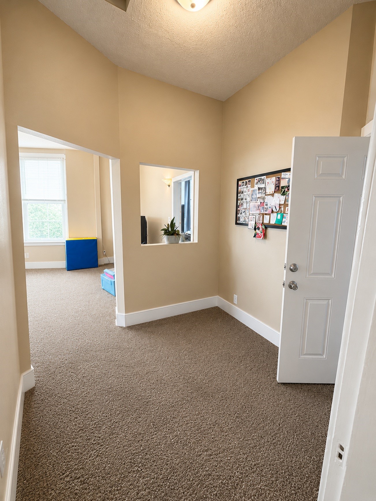 120 N Howard Street Property Photo 4