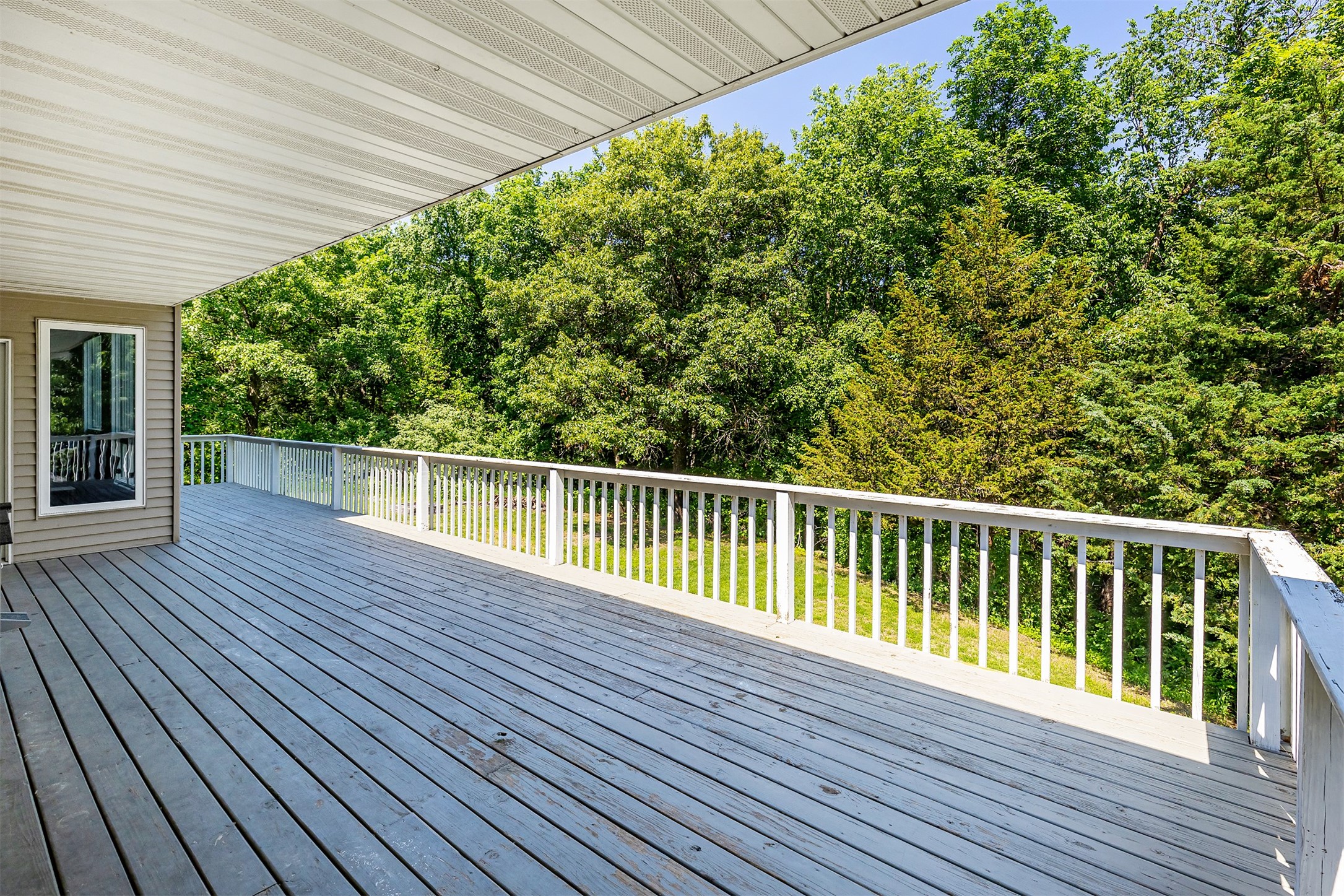 6910 Panorama Drive Property Photo 5