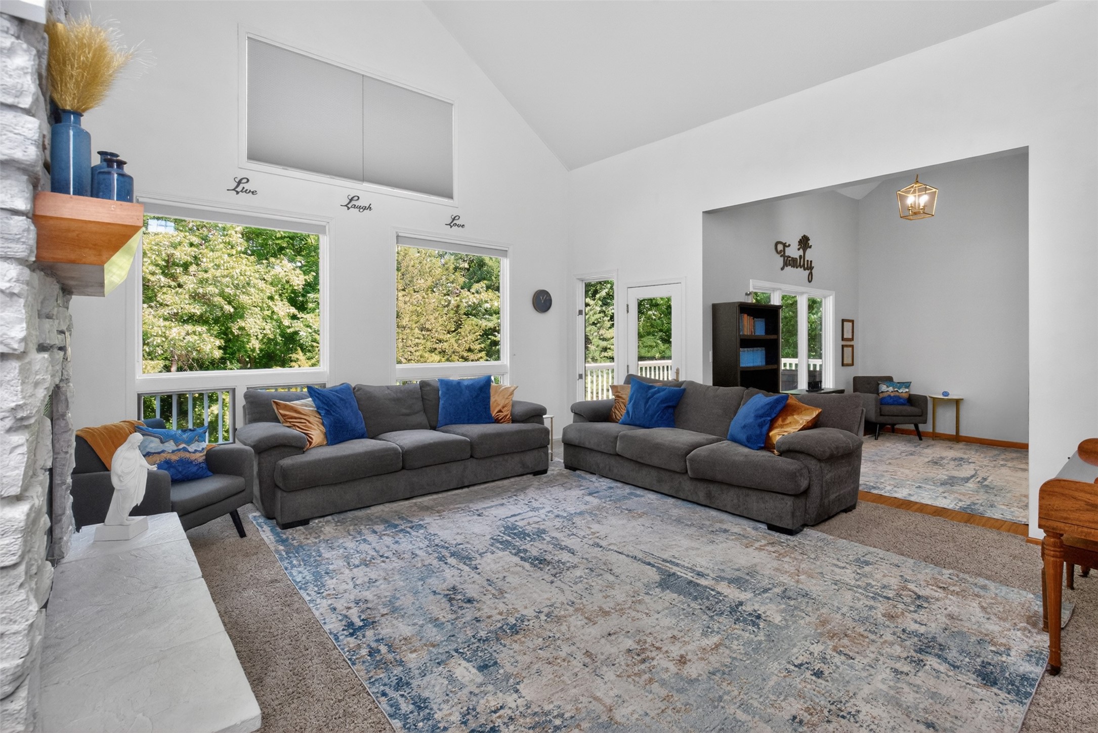 6910 Panorama Drive Property Photo 11