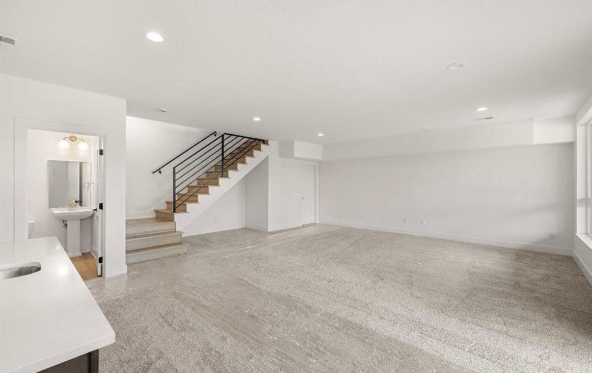 9348 Brooks Place Property Photo 10