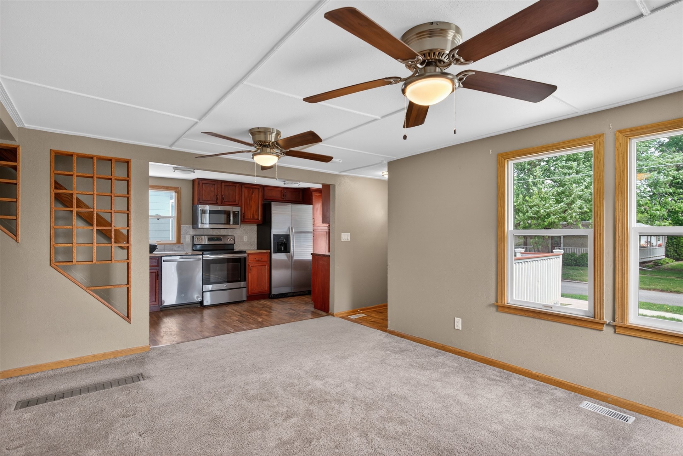 1133 Prairie Street Property Photo 4