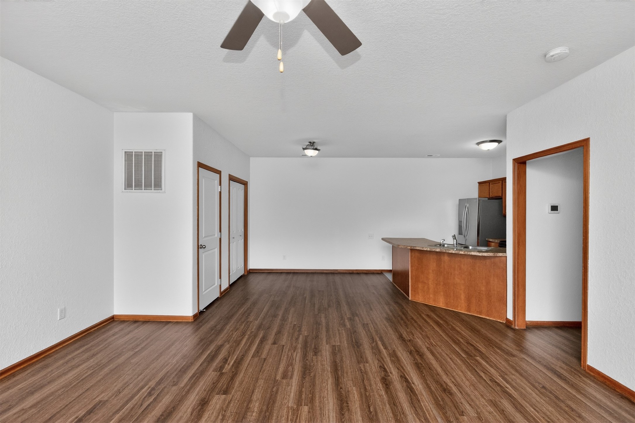 2406 Ne Oak Drive 3 Property Photo 9