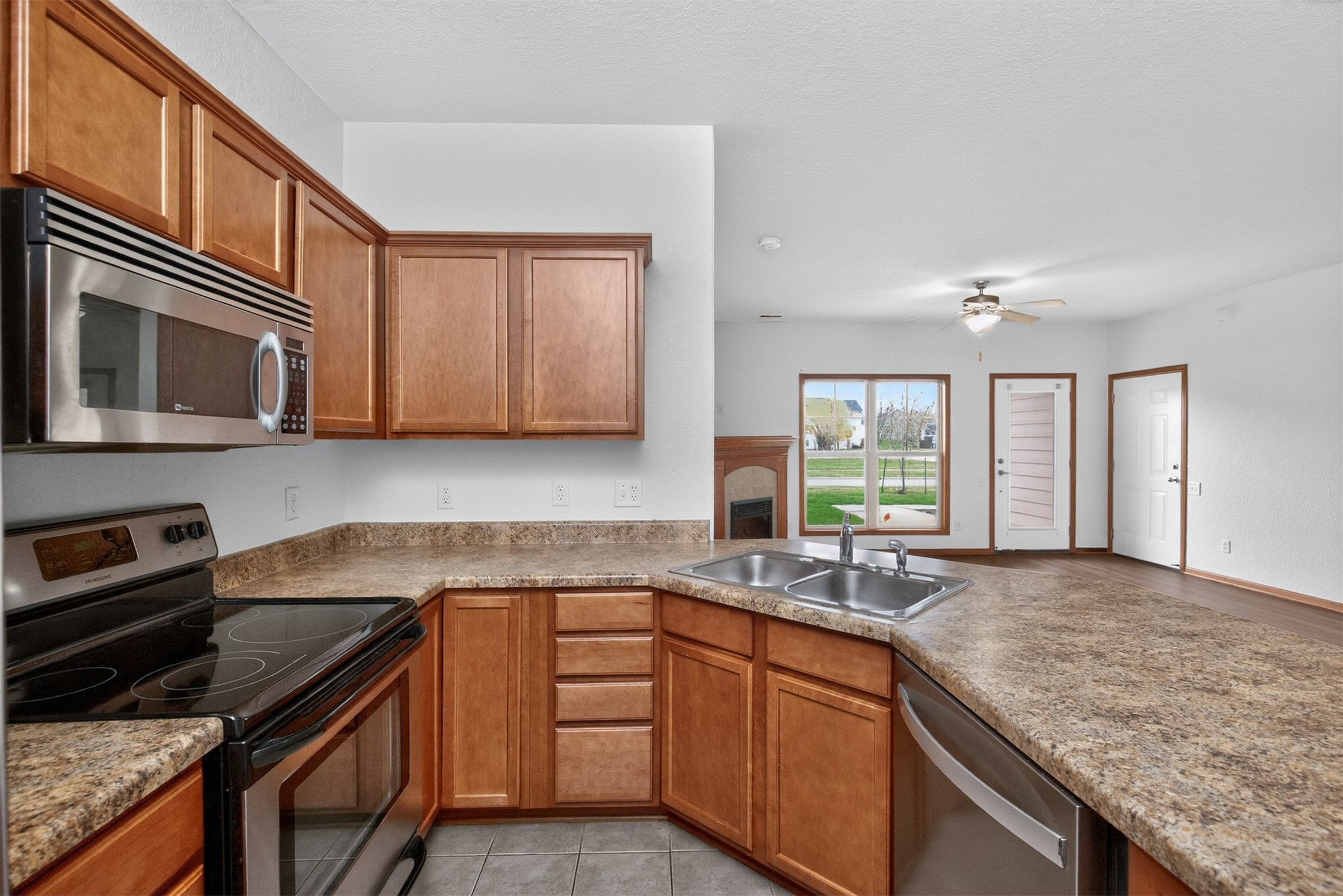 2406 Ne Oak Drive 3 Property Photo 15