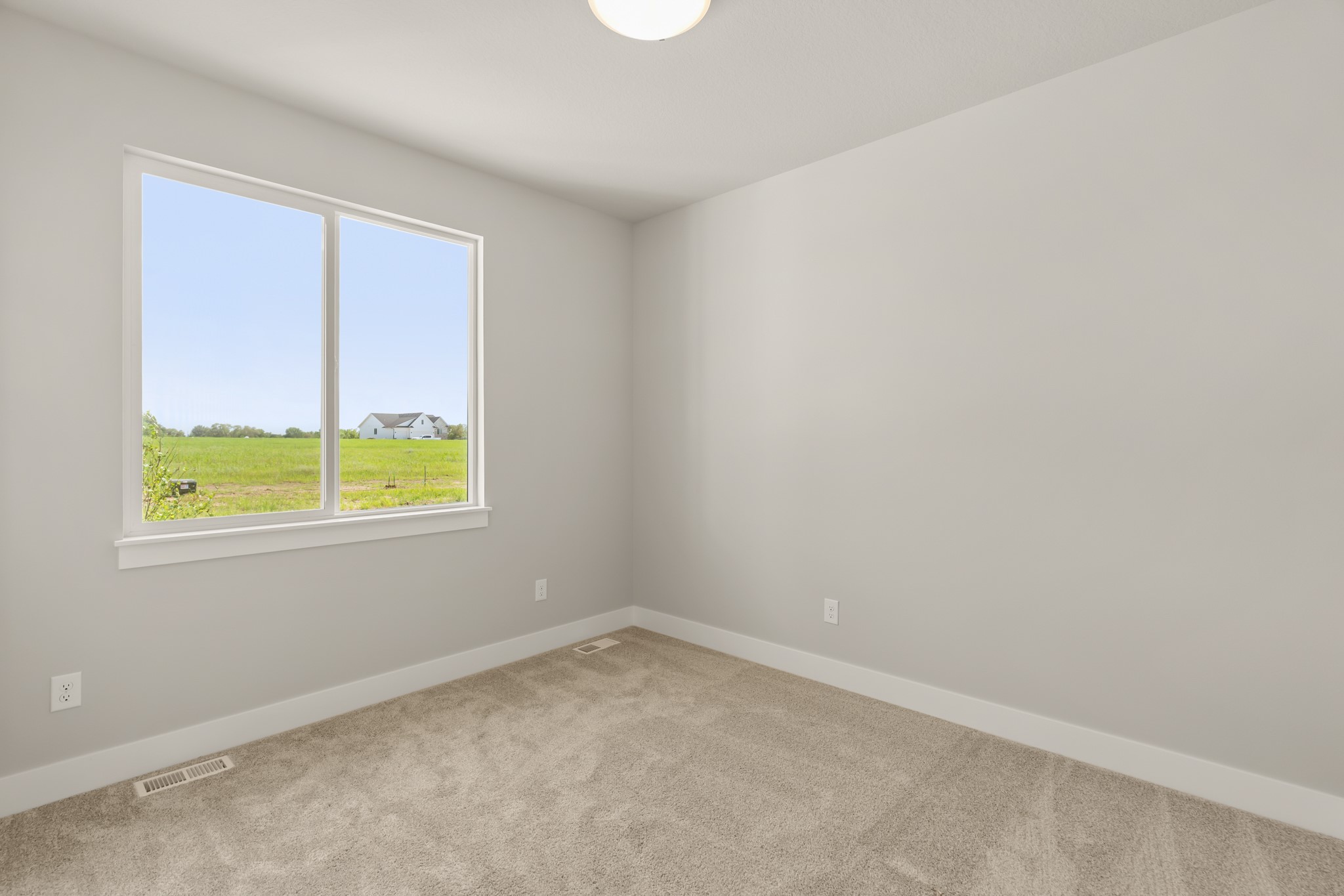3269 Marigold Circle Property Photo 4