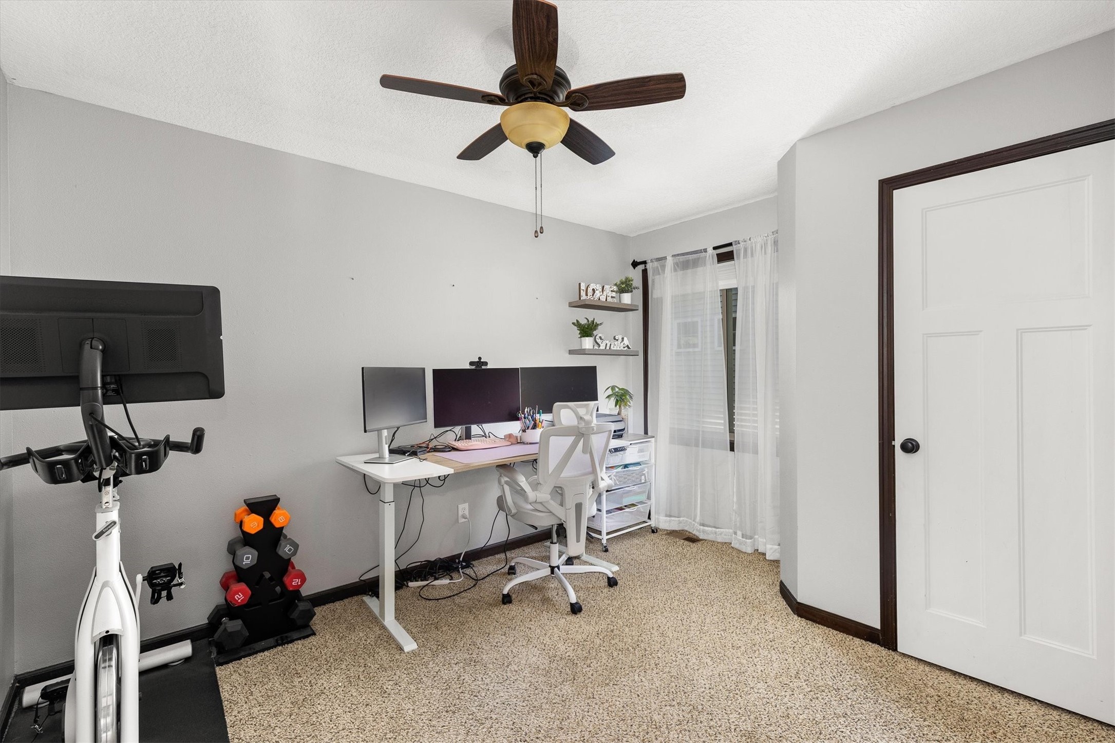 304 Tailfeather Drive Nw Property Photo 13