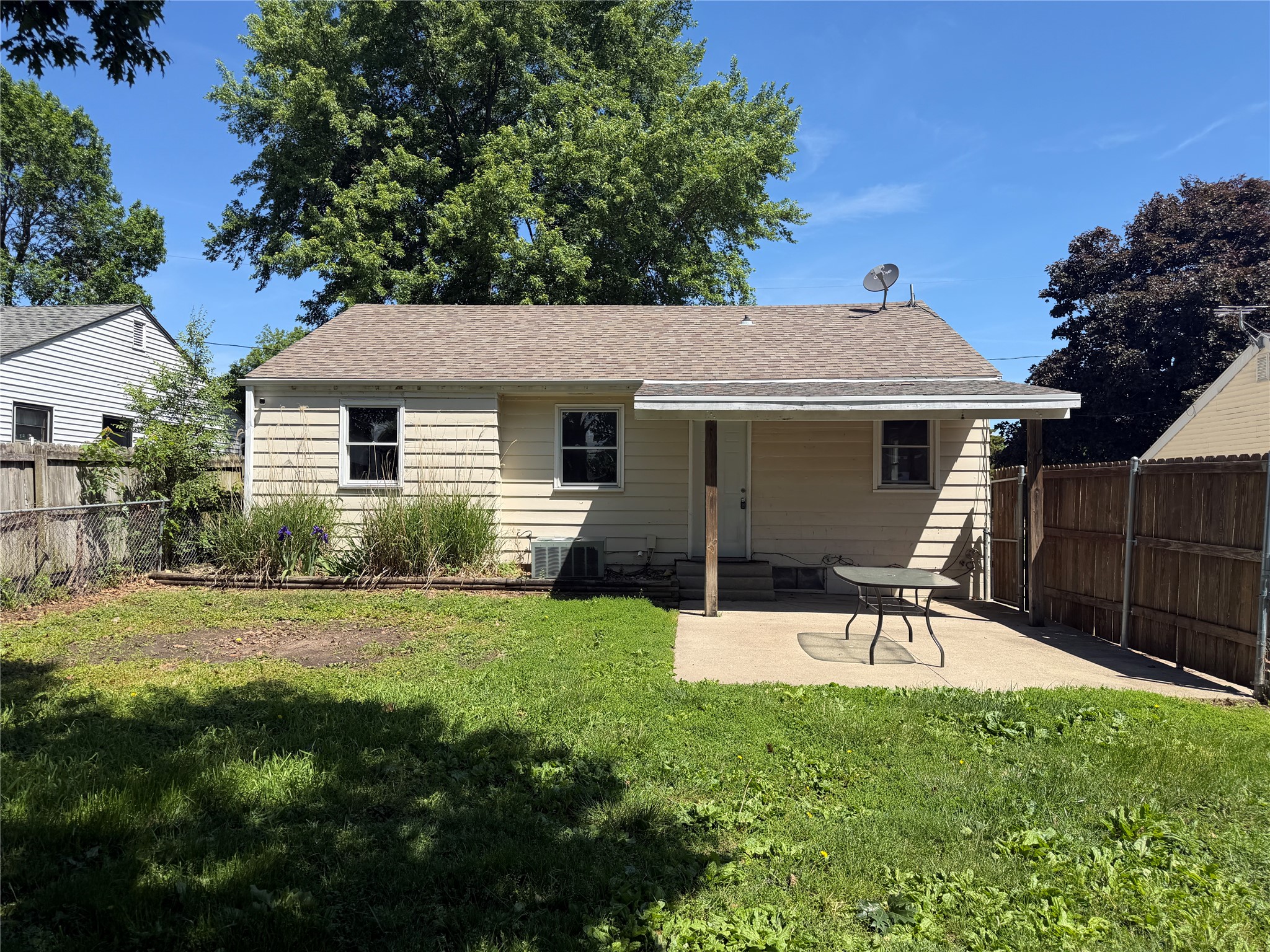 1328 Carrie Avenue Property Photo 7