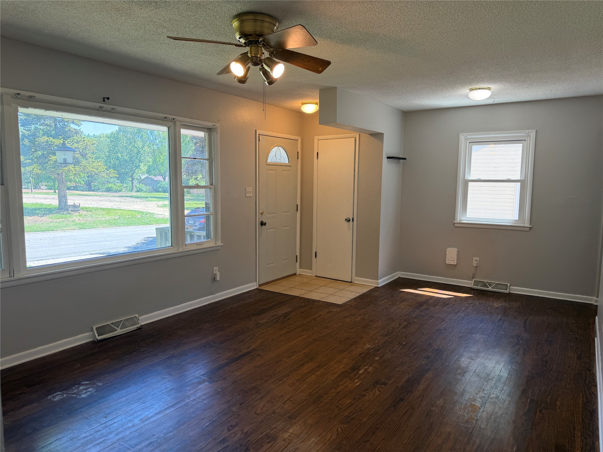 1328 Carrie Avenue Property Photo 8