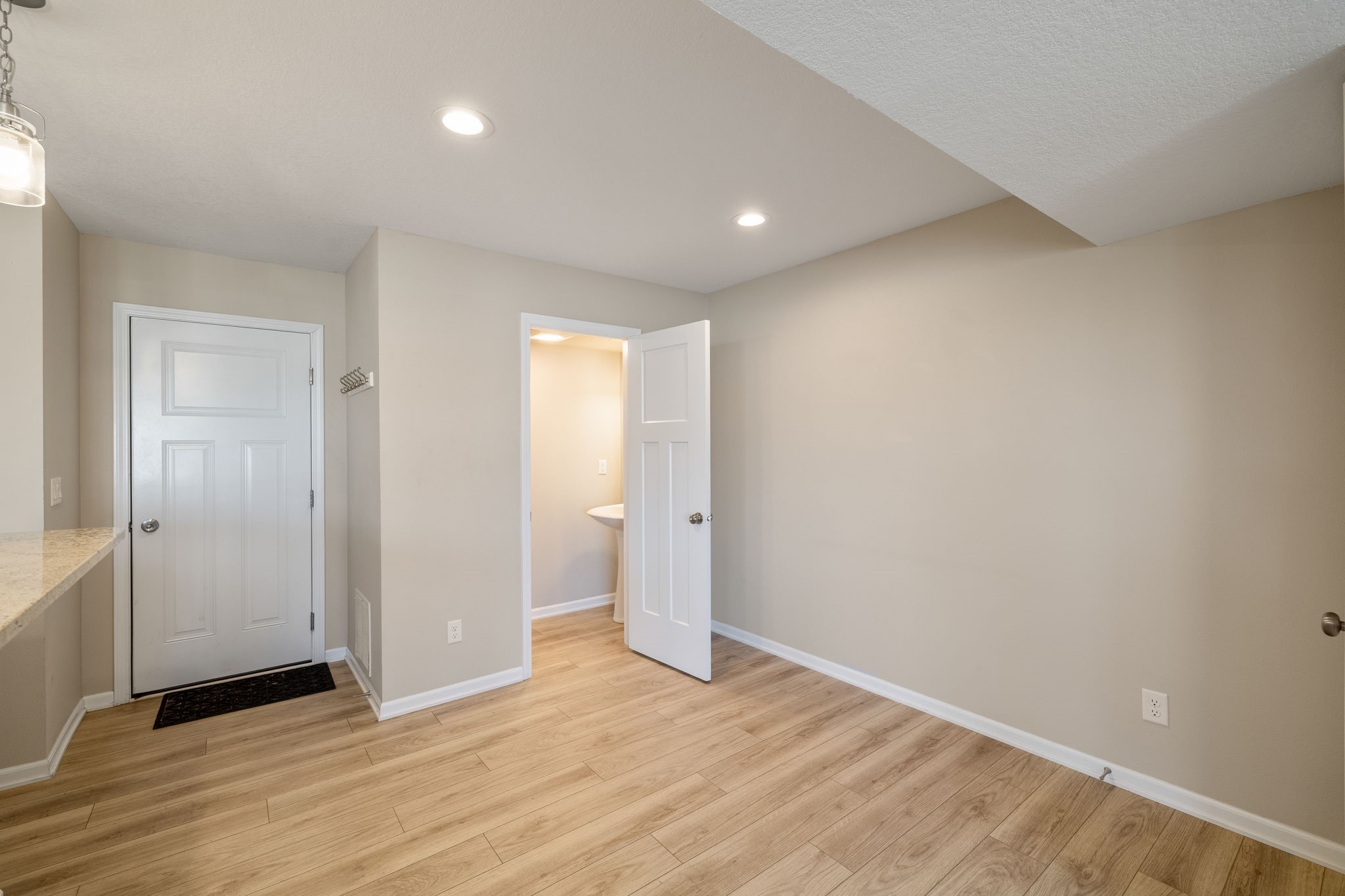 1026 Ne 57th Lane Property Photo 12