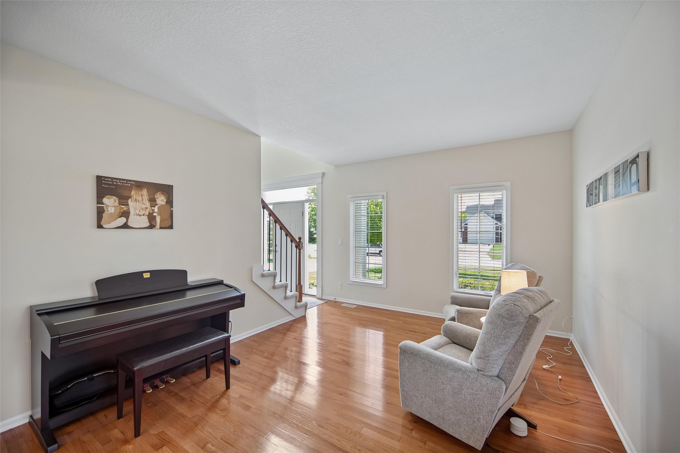 835 Se Westwoods Drive Property Photo 12