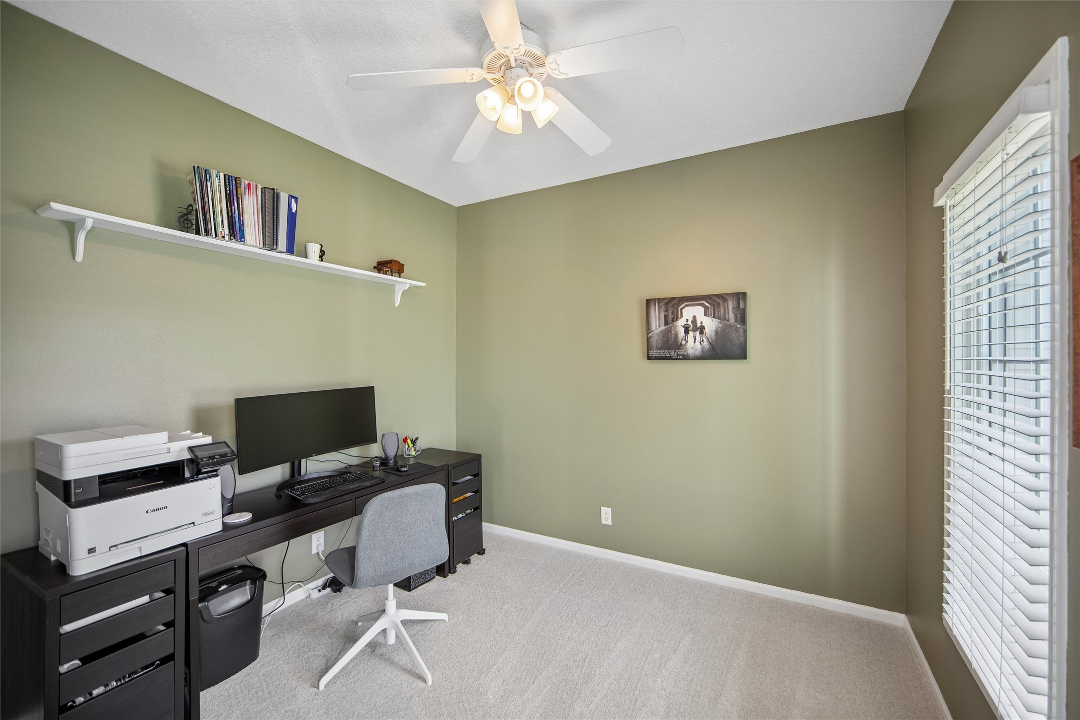 835 Se Westwoods Drive Property Photo 15