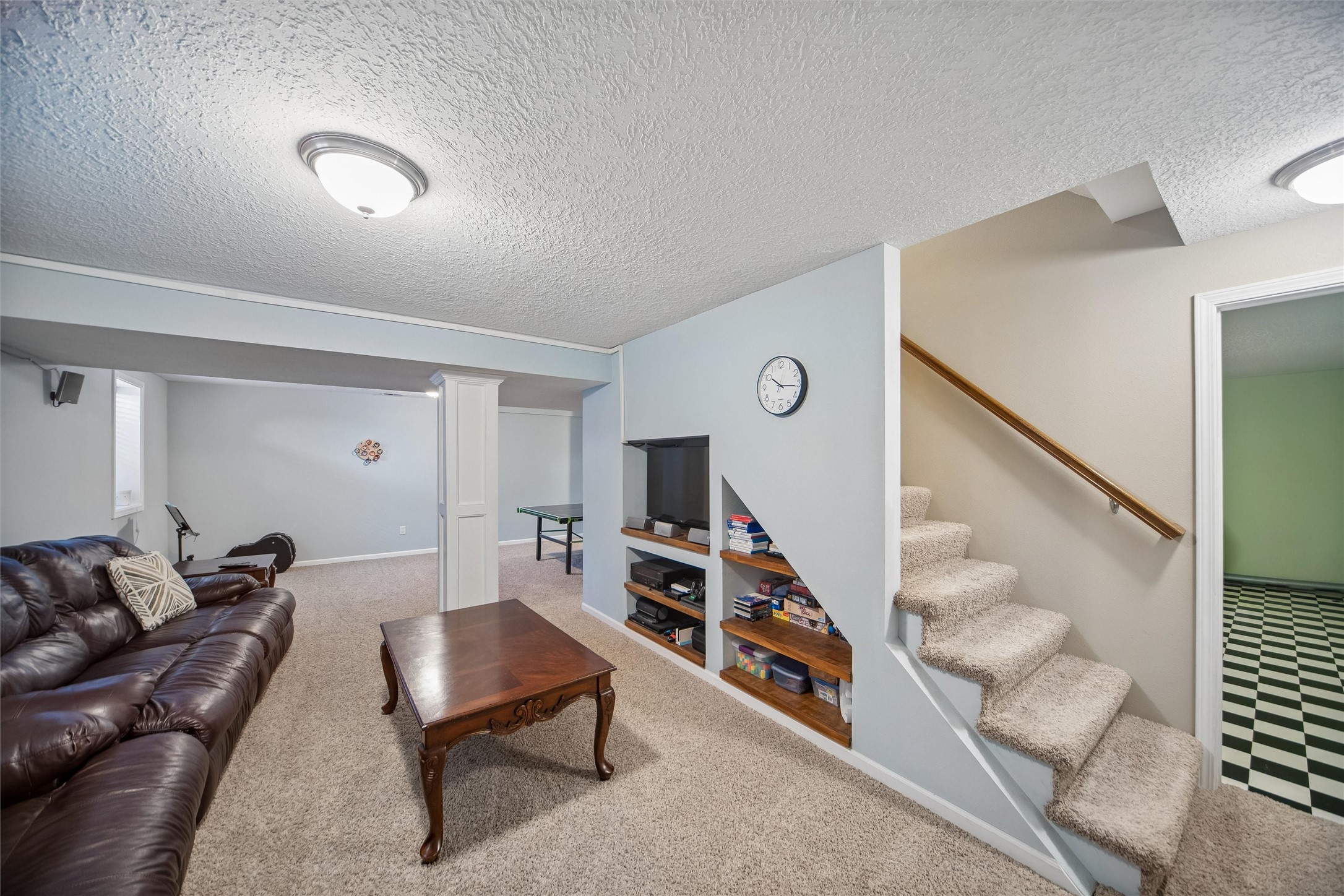 835 Se Westwoods Drive Property Photo 16