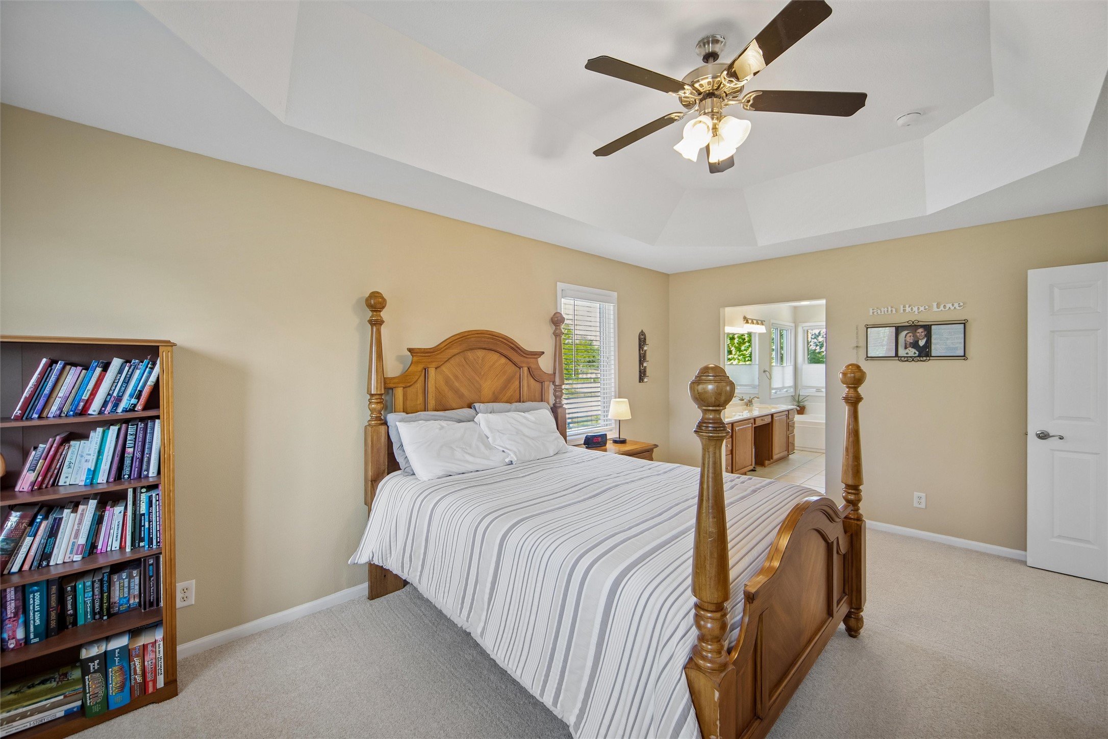 835 Se Westwoods Drive Property Photo 20