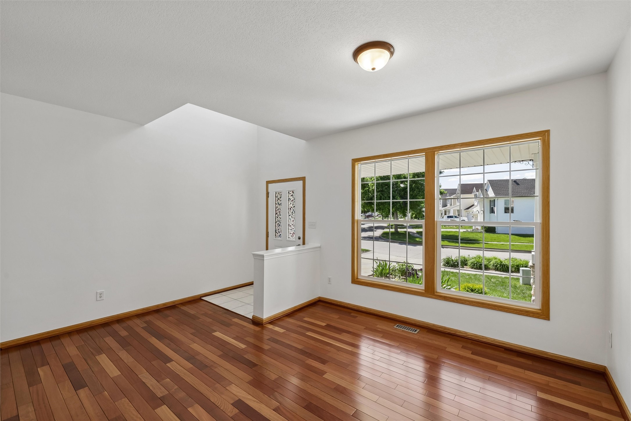 163 77th Place Property Photo 4