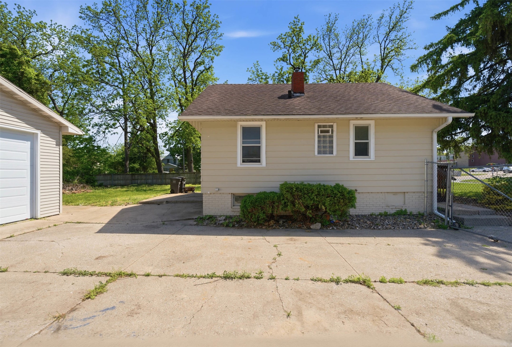 3401 E 29th Street Property Photo 25