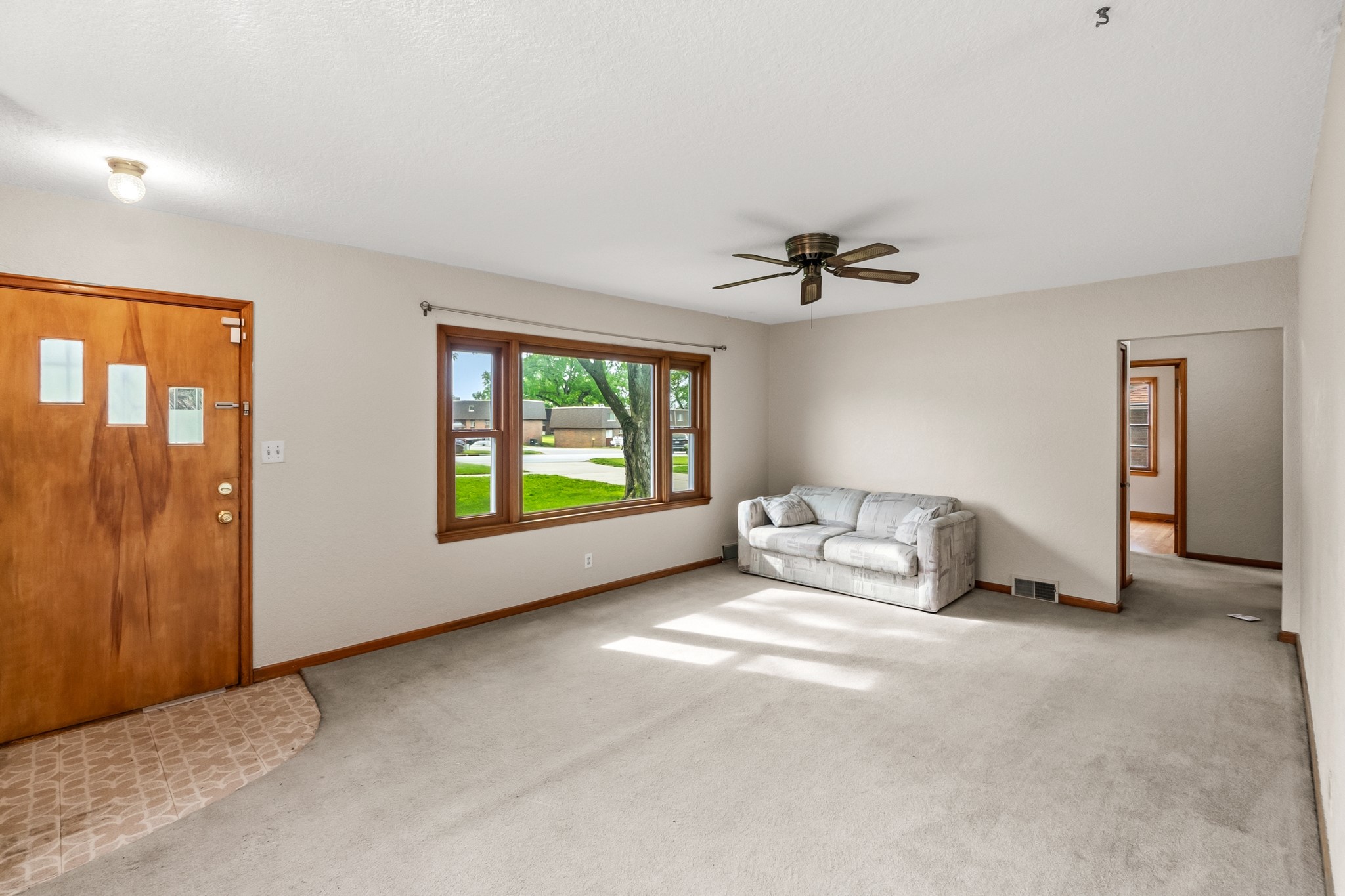 1725 Grand Avenue Property Photo 23