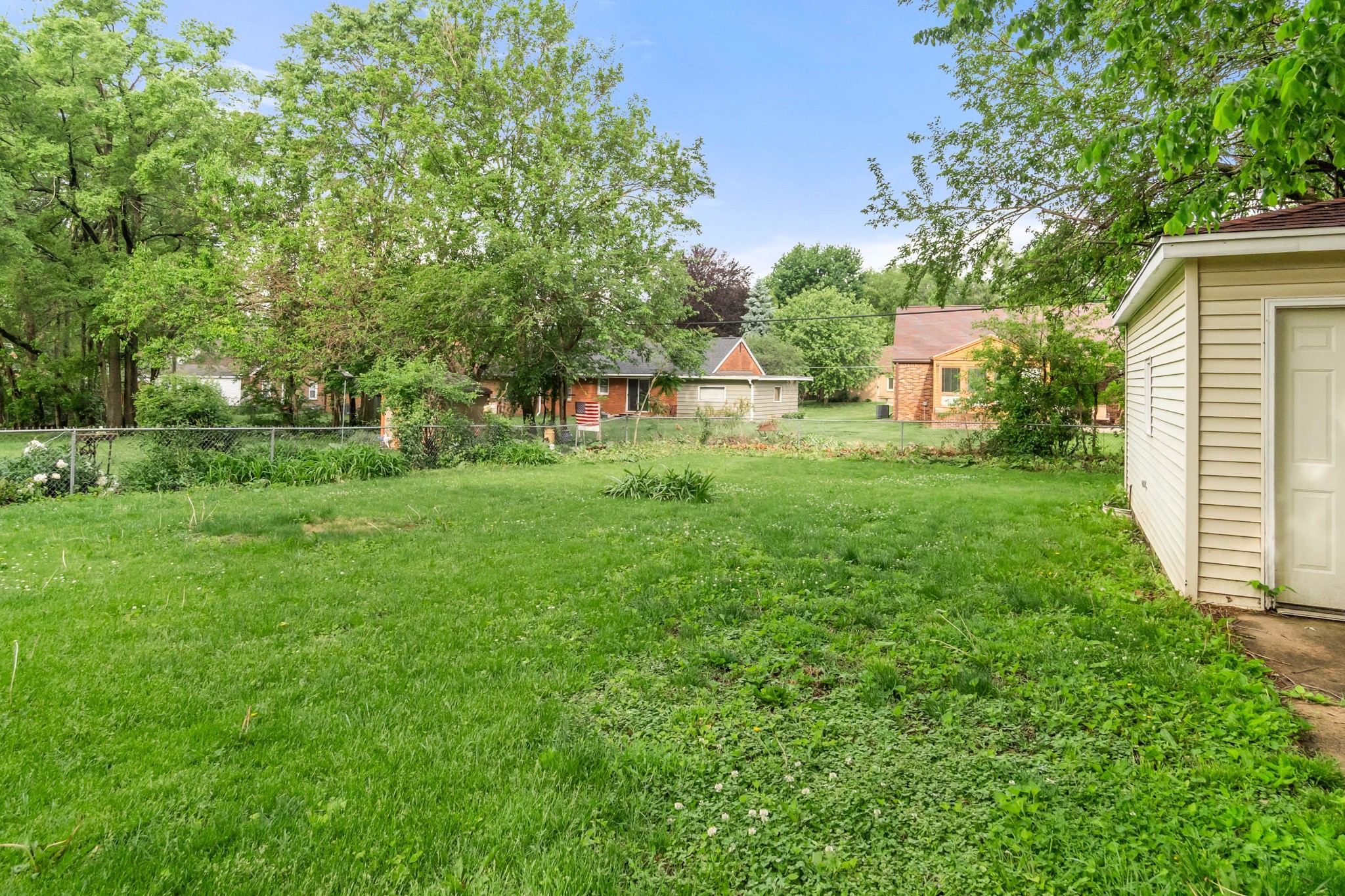 1725 Grand Avenue Property Photo 27