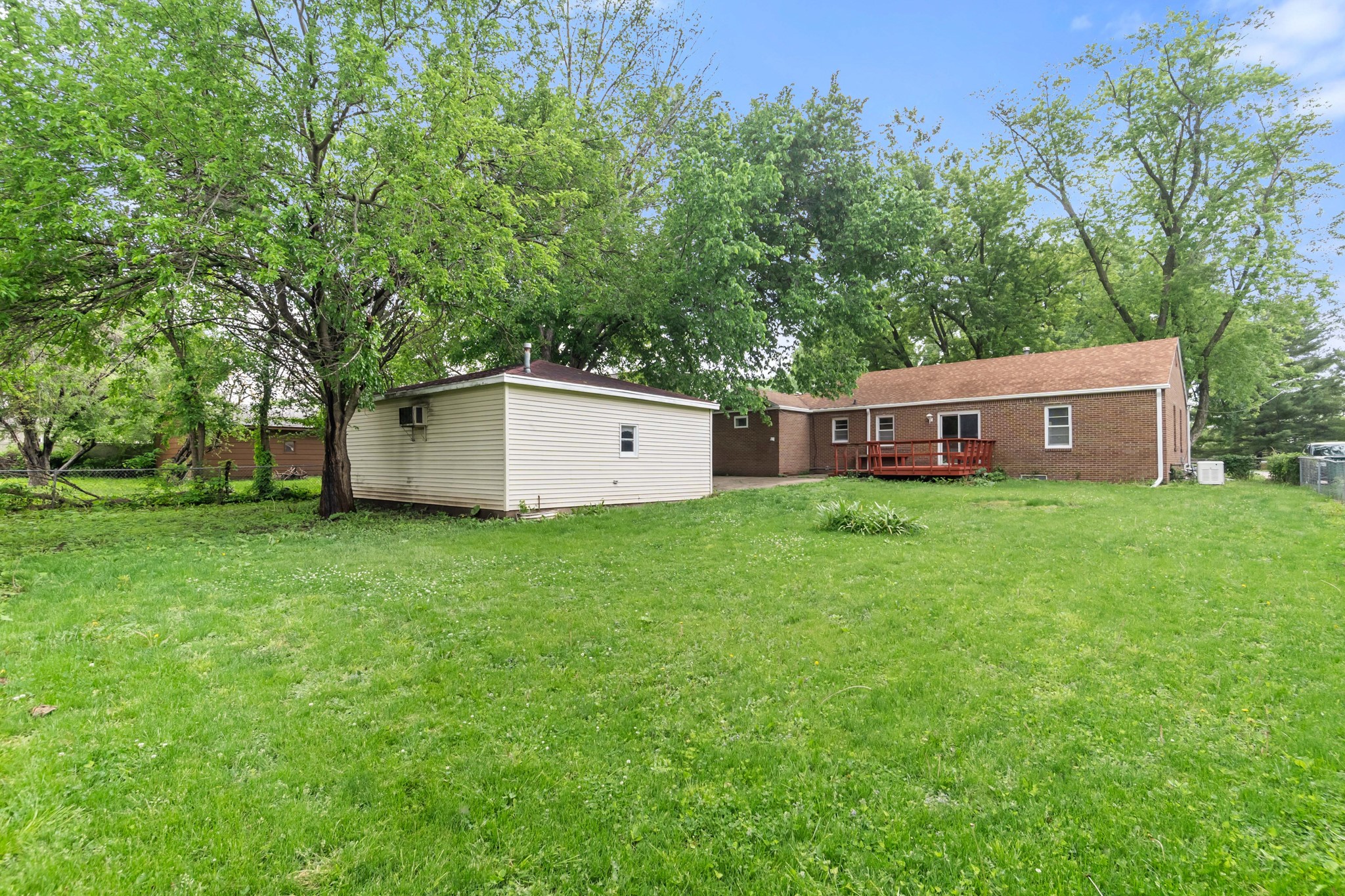 1725 Grand Avenue Property Photo 29