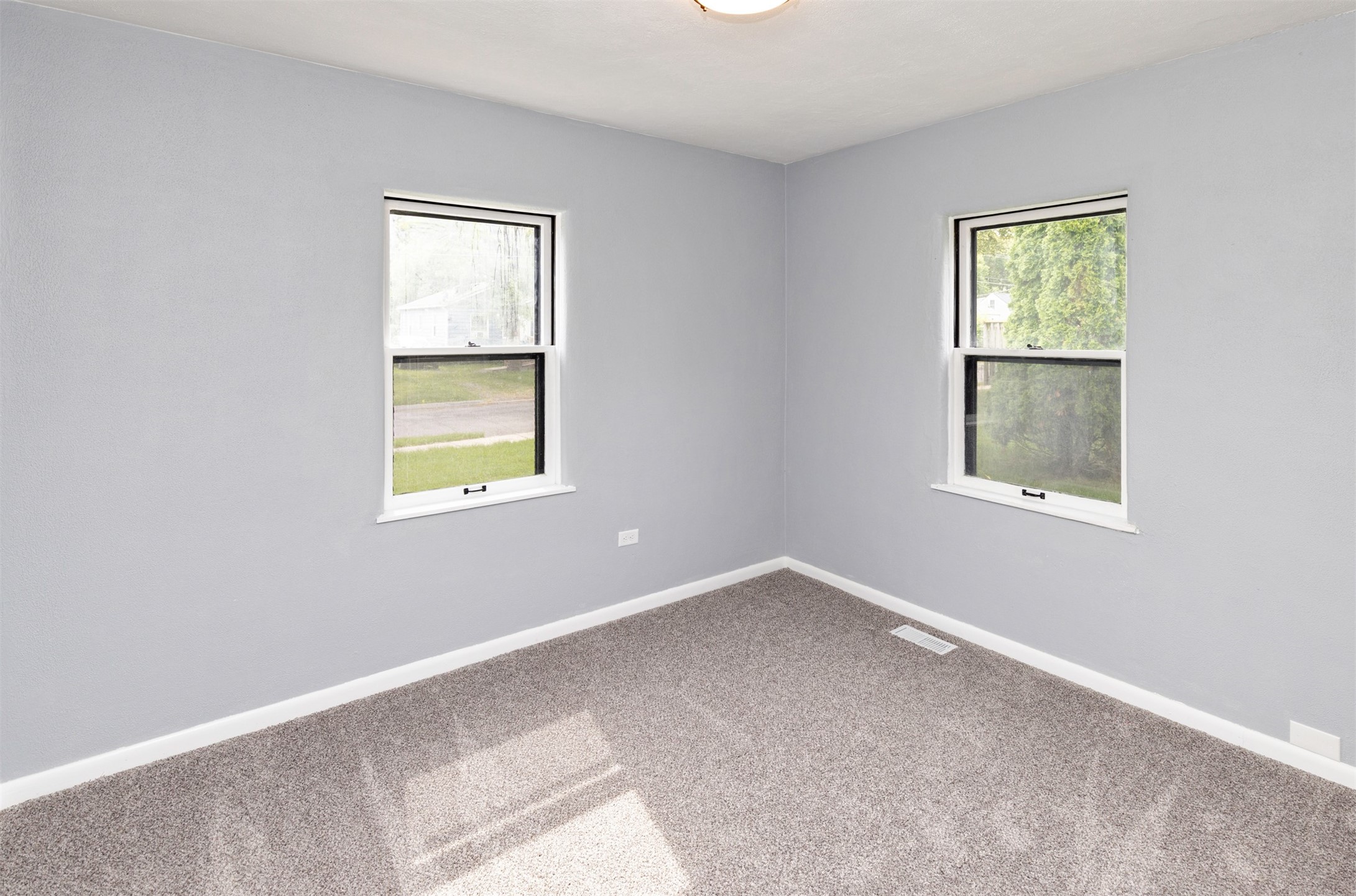 3120 Amherst Street Property Photo 16