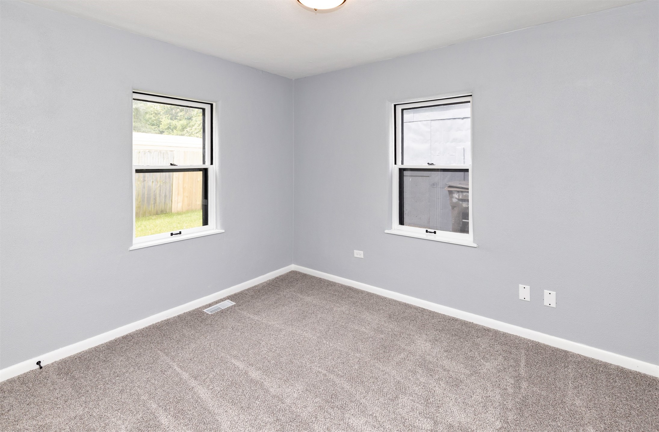 3120 Amherst Street Property Photo 21