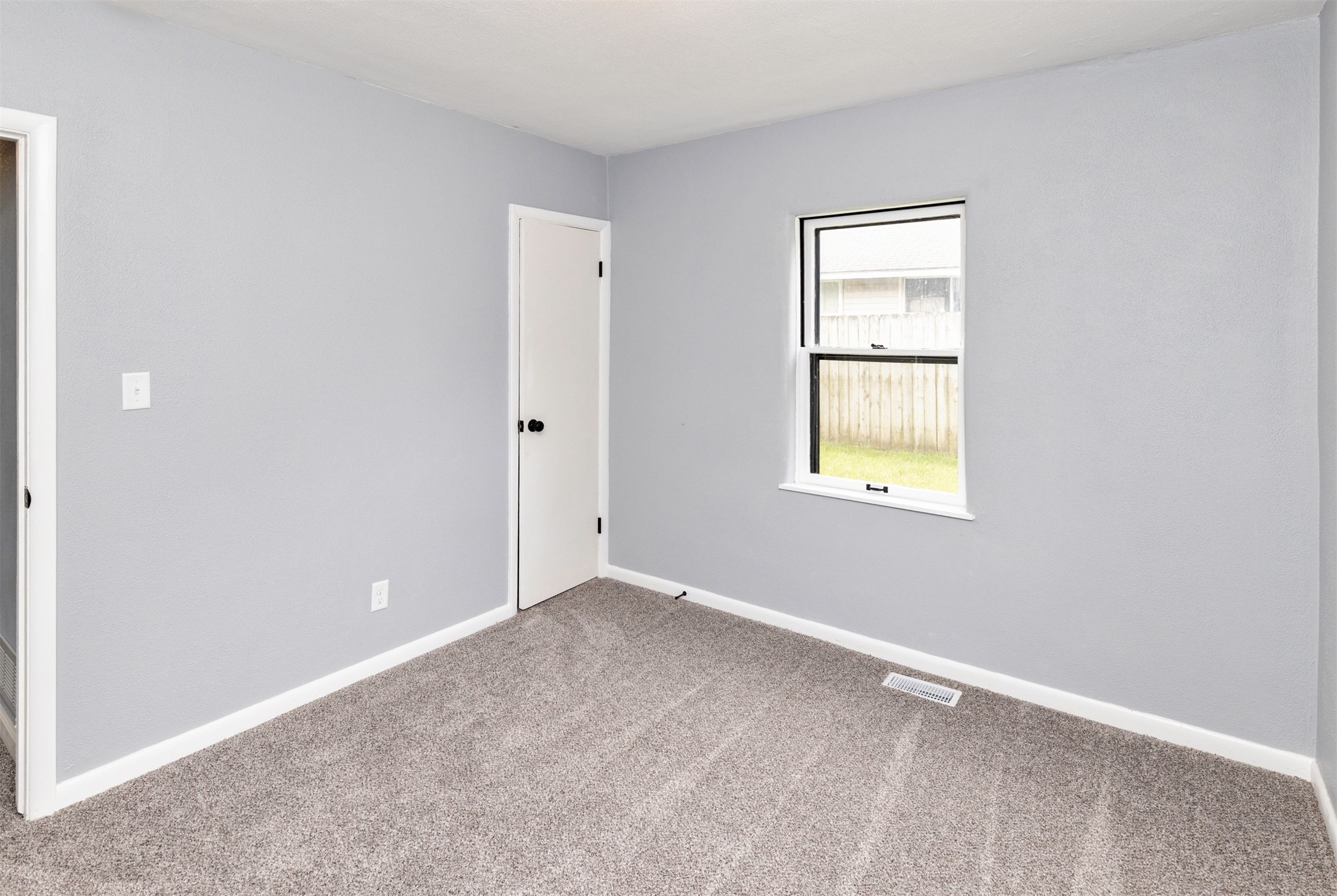 3120 Amherst Street Property Photo 22