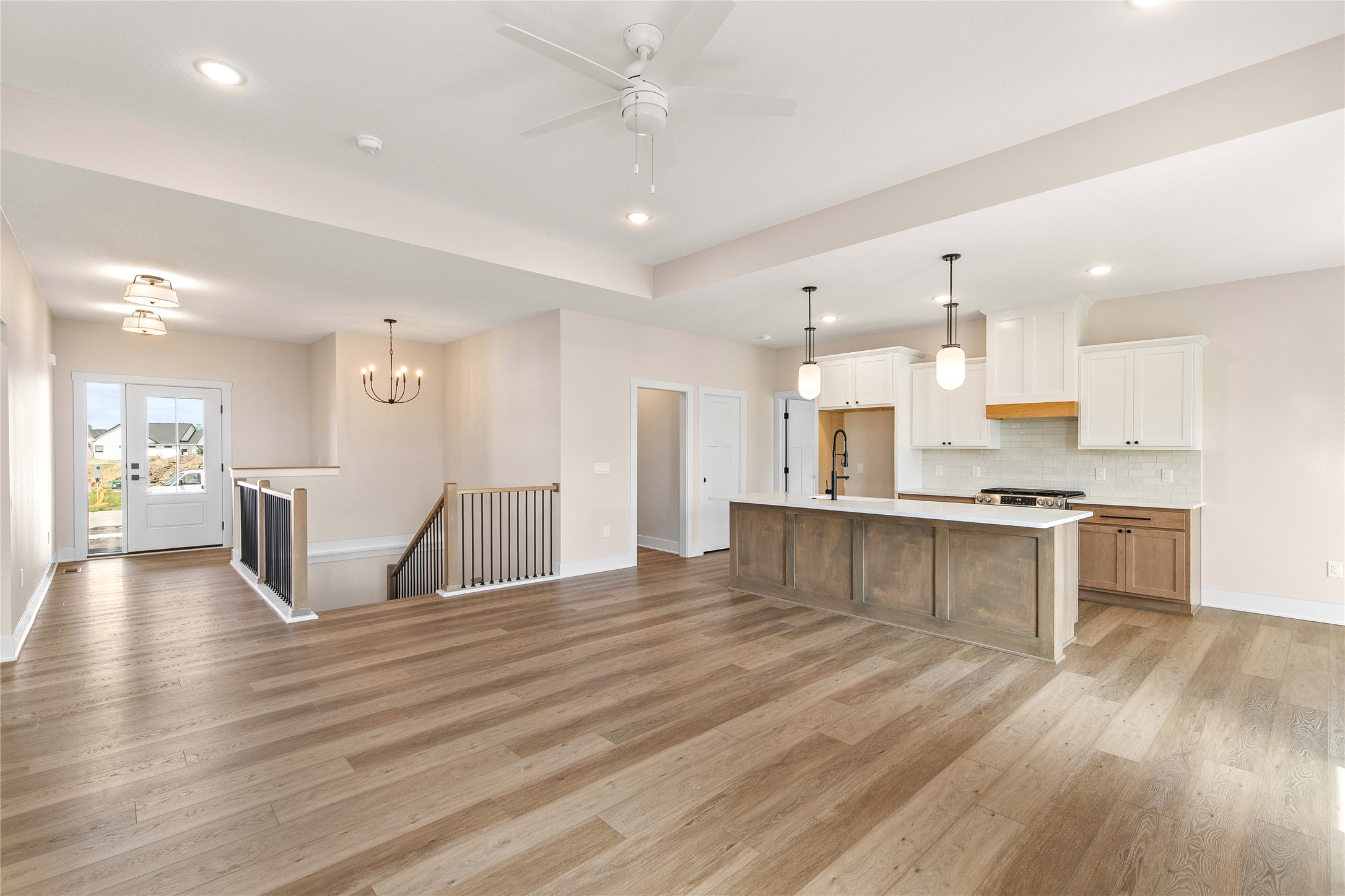 17526 Northview Drive Property Photo 4