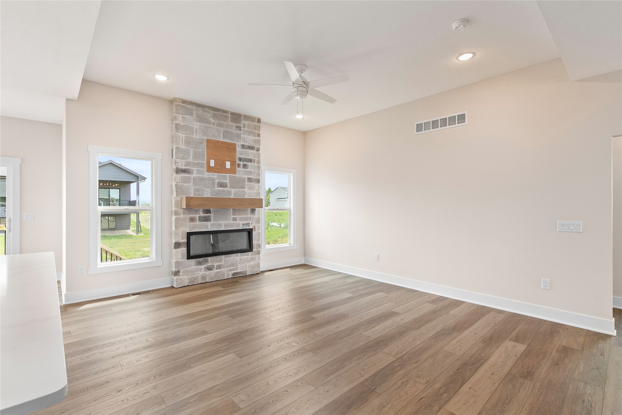 17526 Northview Drive Property Photo 5