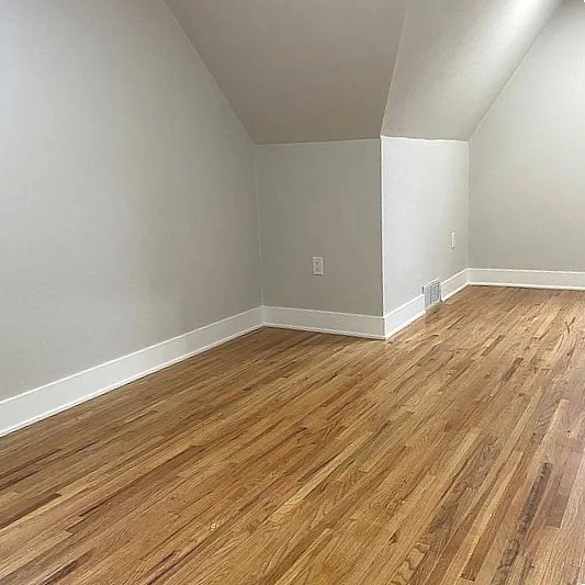 511 W Washington Street Property Photo 22