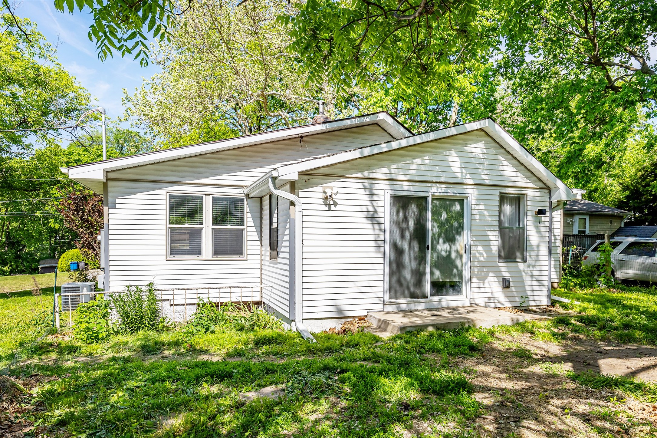 3600 Dubuque Avenue Property Photo 3
